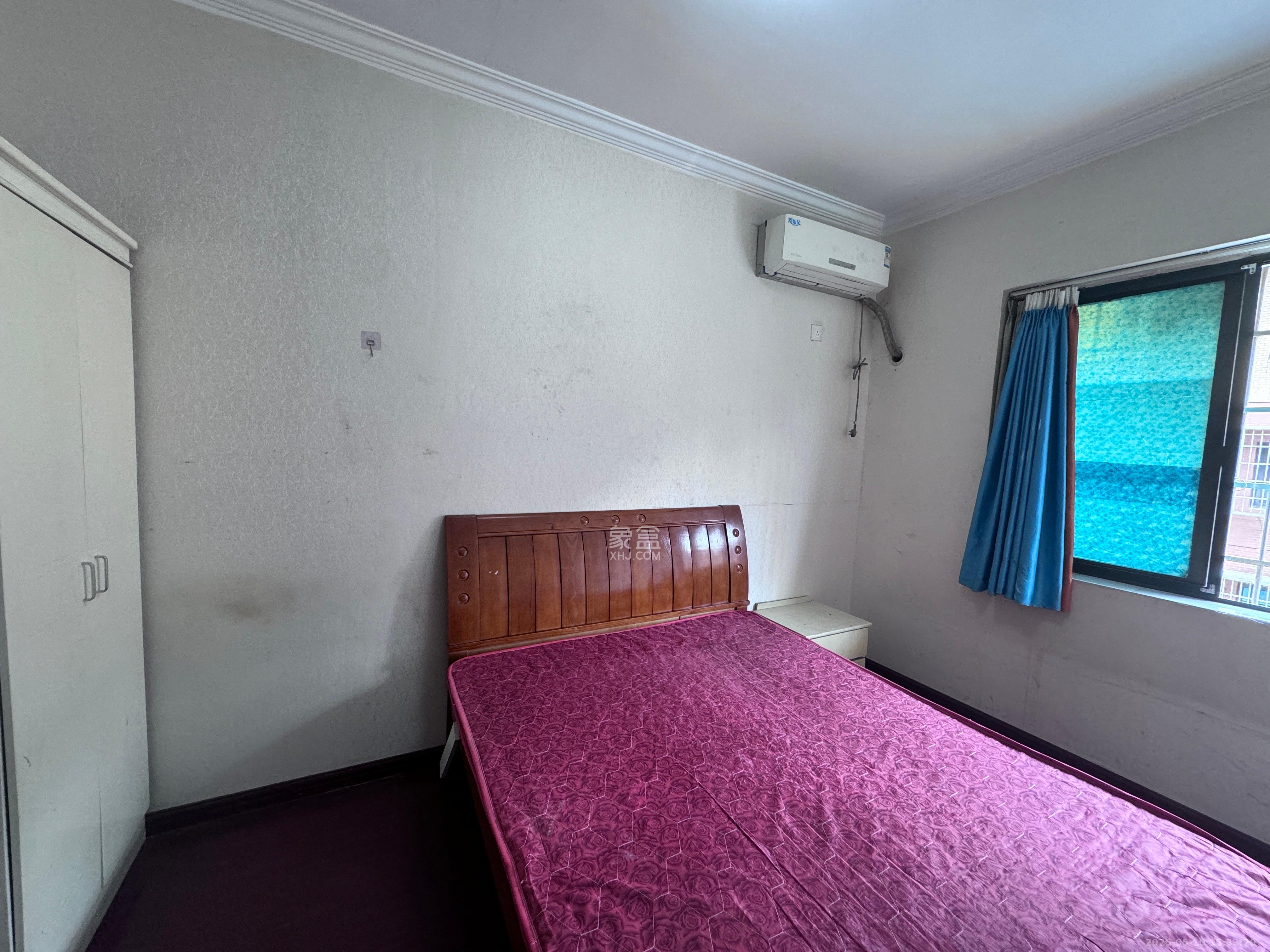 大桥四区 3室1厅1卫 1400.0元/月 大桥四区 3室1厅1卫 1400.0元/月室内图