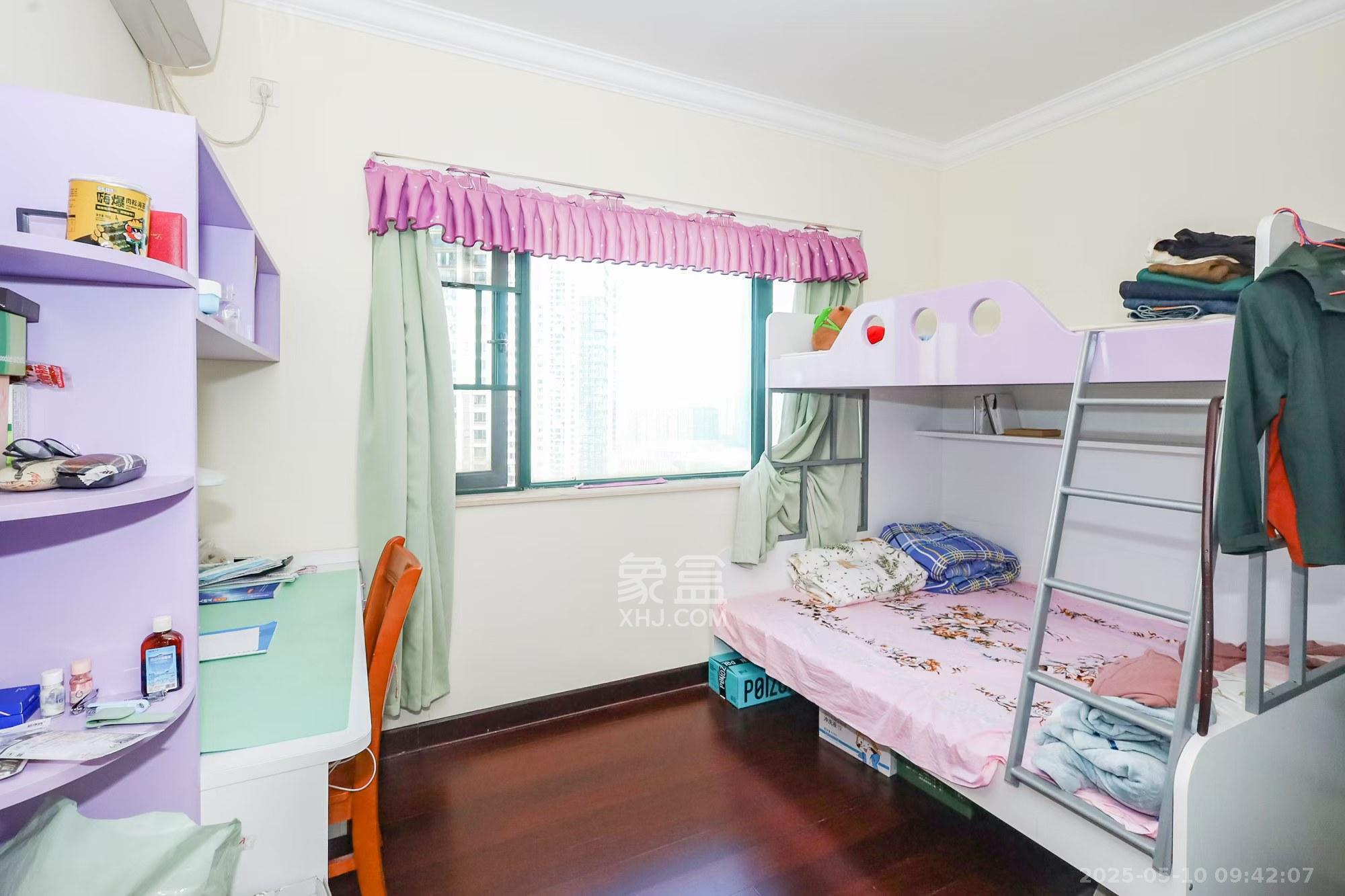 恒大御景湾 3室2厅2卫 3500.0元/月 恒大御景湾 3室2厅2卫 3500.0元/月室内图