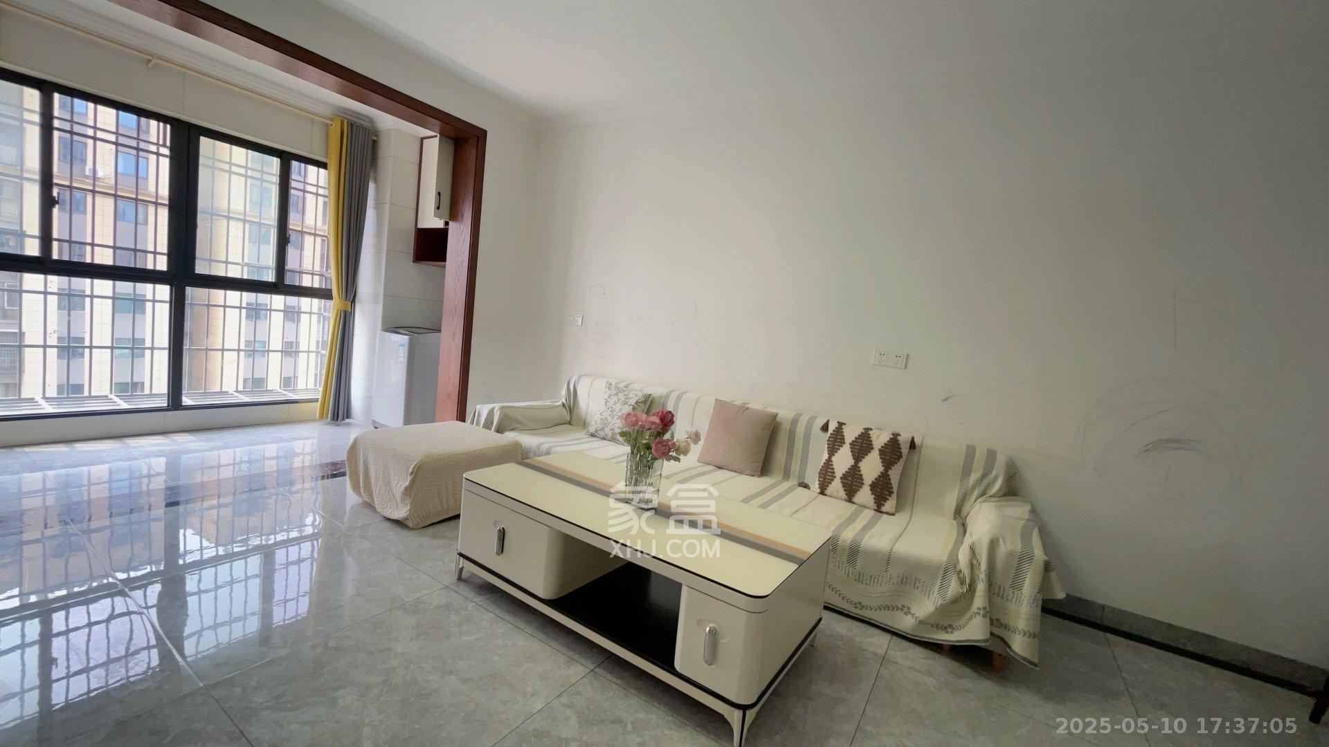 汇一城(汇壹公馆) 1室2厅2卫 2600.0元/月 汇一城(汇壹公馆) 1室2厅2卫 2600.0元/月室内图