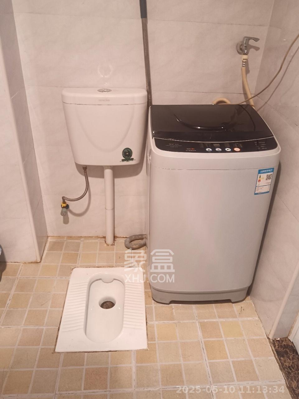 复地星光天地  2室1厅1卫    2300.0元/月室内图
