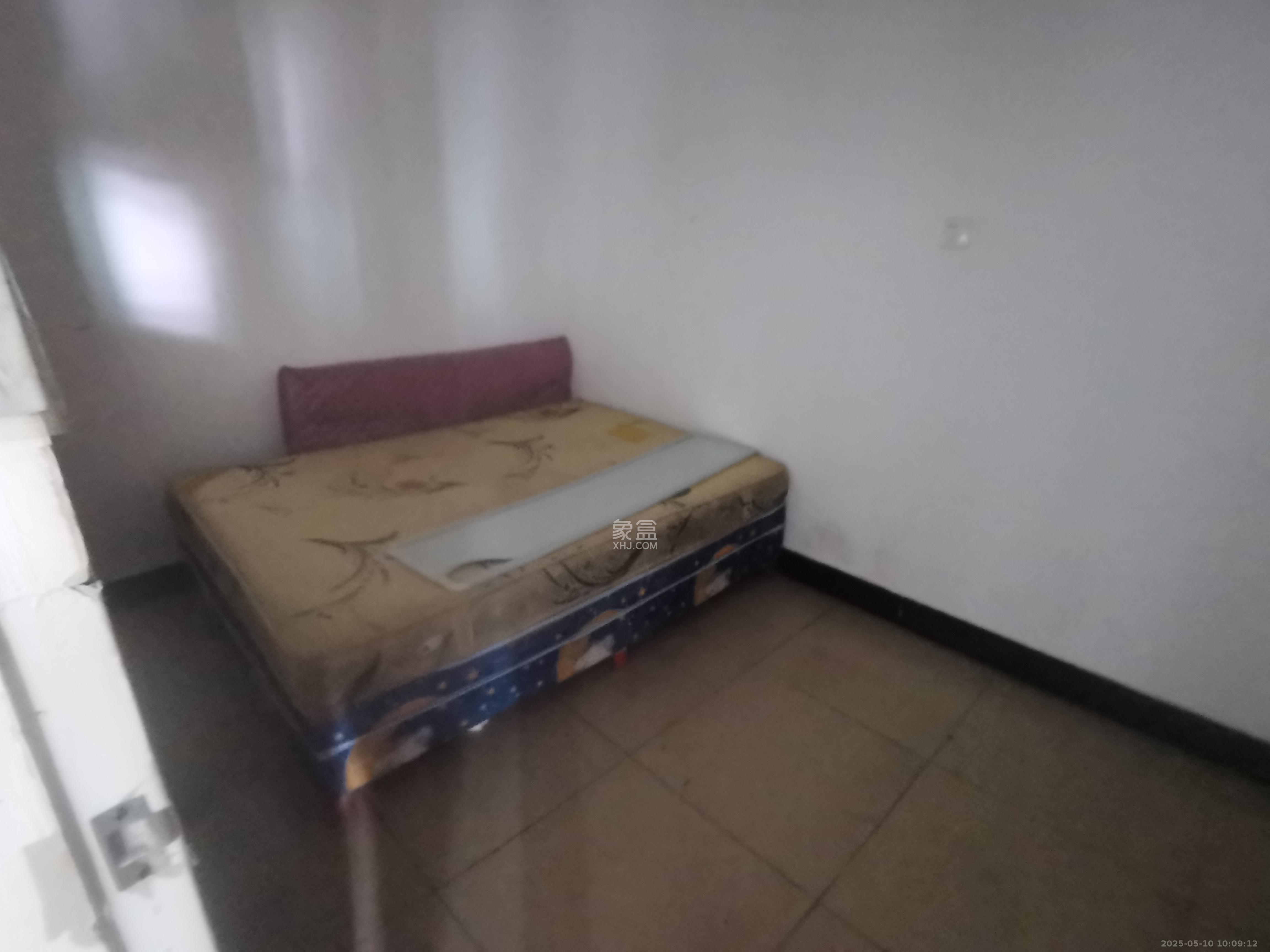 马王堆陶瓷建材新城 4室1厅2卫 1800.0元/月 马王堆陶瓷建材新城 4室1厅2卫 1800.0元/月室内图