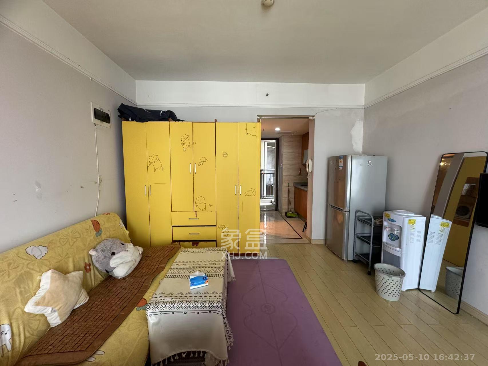 万科城 1室1厅1卫 1100.0元/月 万科城 1室1厅1卫 1100.0元/月室内图