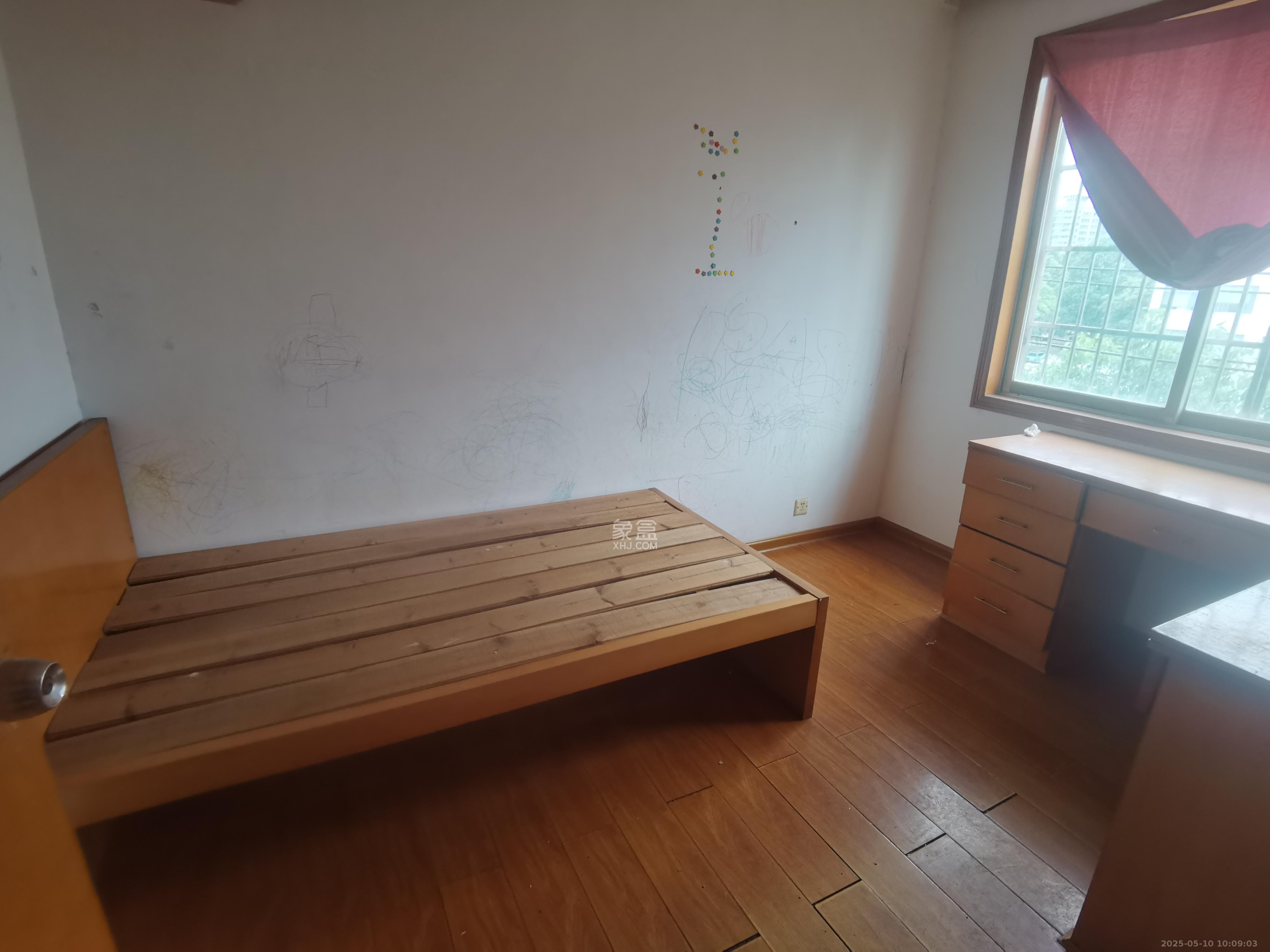 马王堆陶瓷建材新城  4室1厅2卫    1800.0元/月 马王堆陶瓷建材新城  4室1厅2卫    1800.0元/月