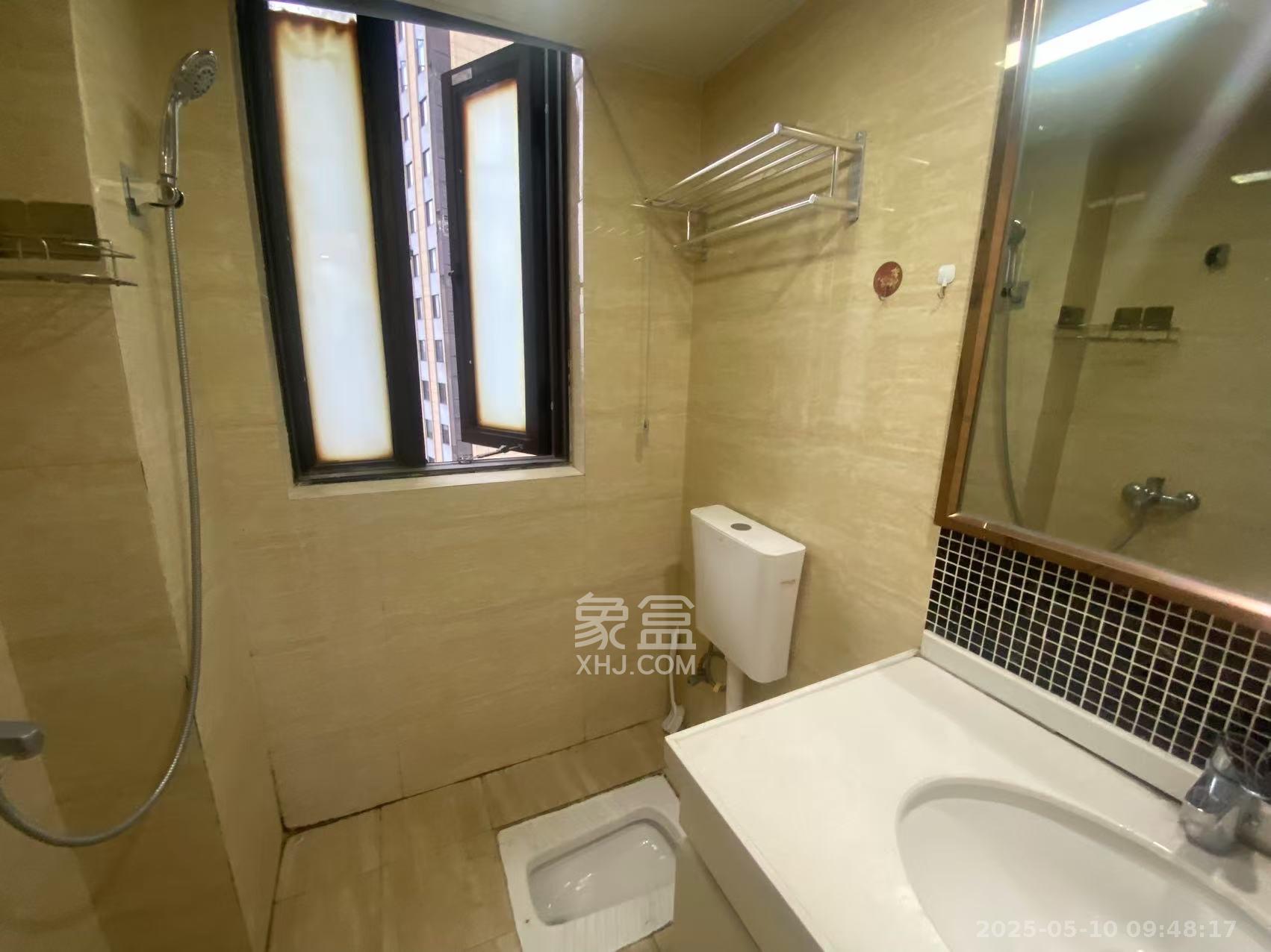 五江天街南区  2室0厅1卫    2200.0元/月 五江天街南区  2室0厅1卫    2200.0元/月室内图