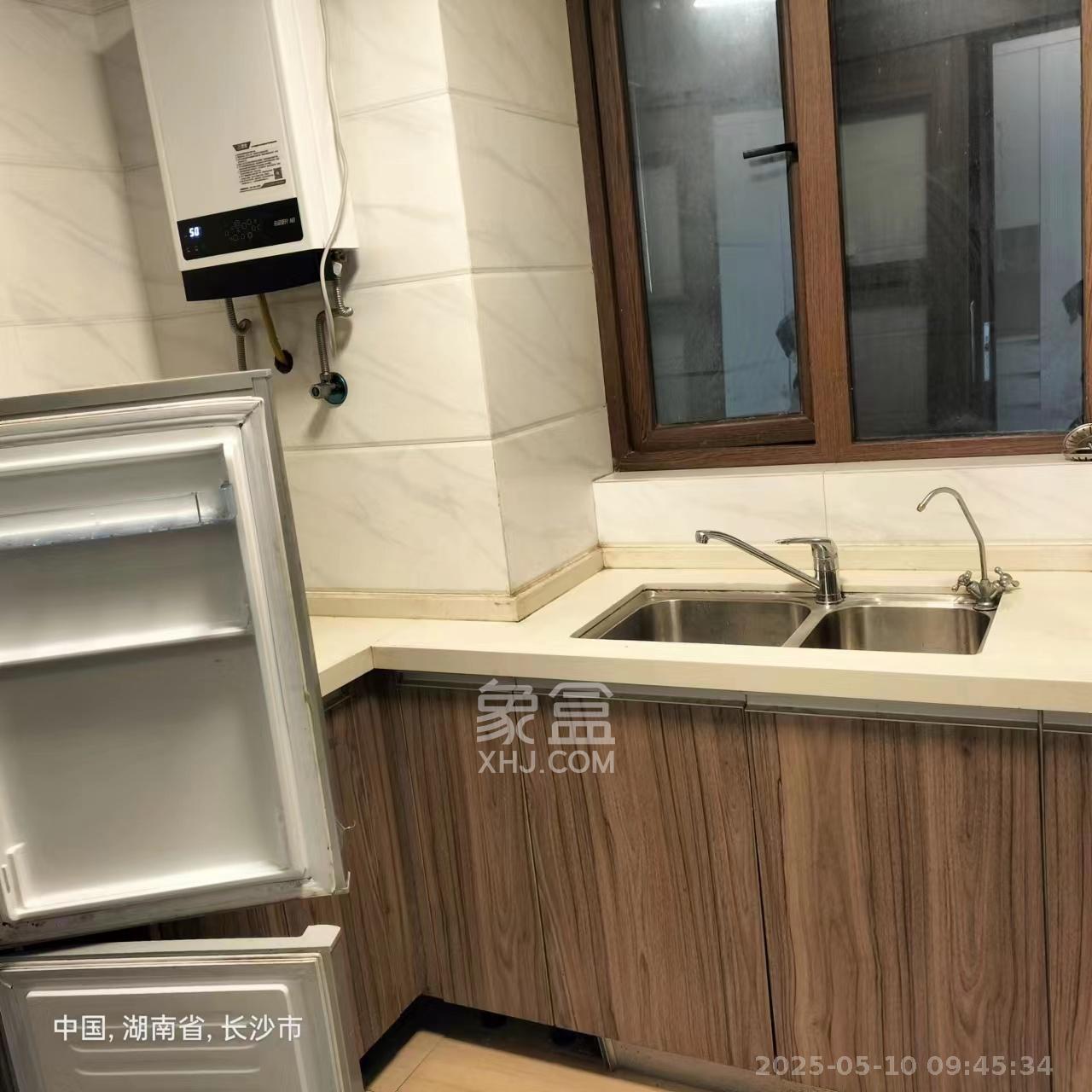 碧桂园星城首府 3室2厅2卫 3000.0元/月 碧桂园星城首府 3室2厅2卫 3000.0元/月室内图