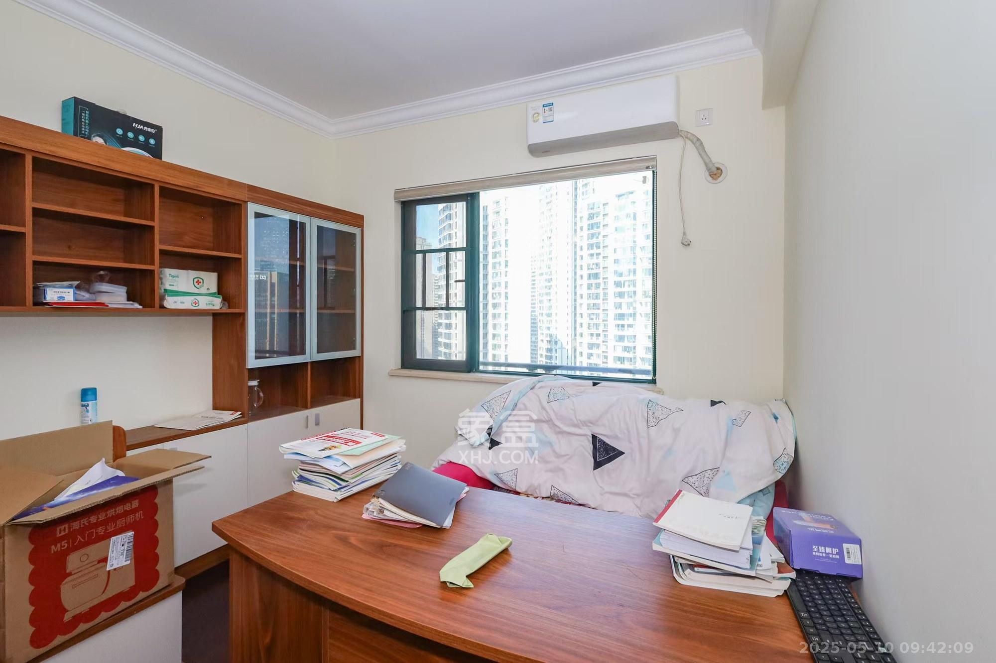 恒大御景湾 3室2厅2卫 3500.0元/月 恒大御景湾 3室2厅2卫 3500.0元/月室内图