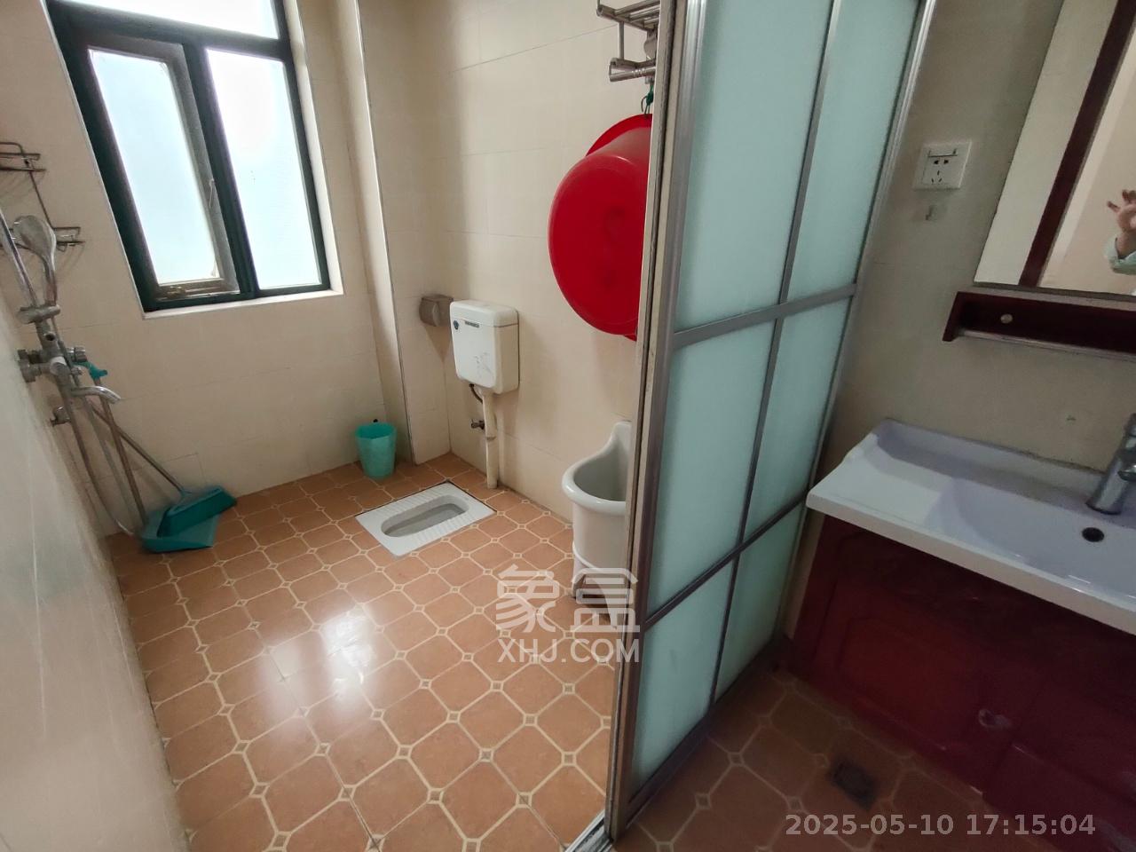 凯乐湘园  3室2厅2卫    2700.0元/月室内图