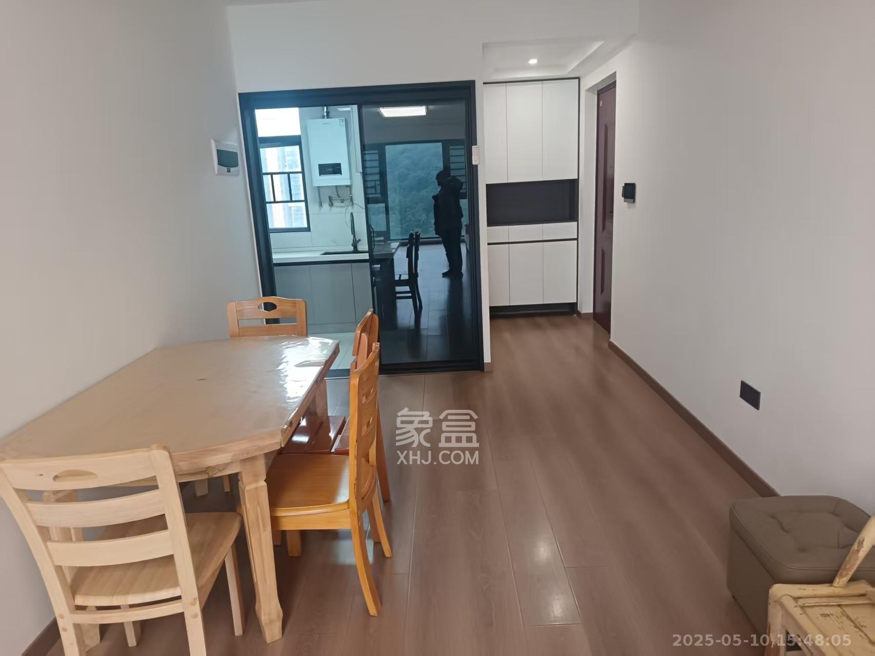 桃花嘉园 3室2厅2卫 2500.0元/月 桃花嘉园 3室2厅2卫 2500.0元/月室内图