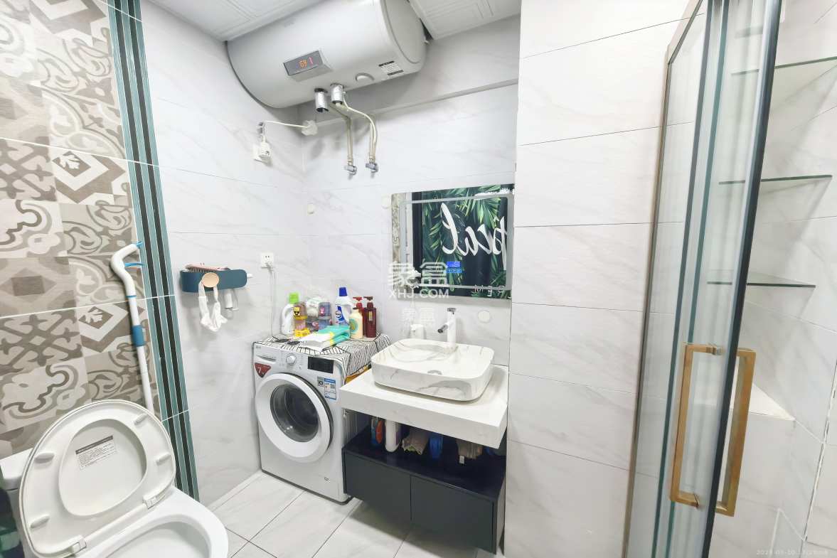 旭辉国际广场(永升商业广场)  1室1厅1卫    2100.0元/月 旭辉国际广场(永升商业广场)  1室1厅1卫    2100.0元/月室内图