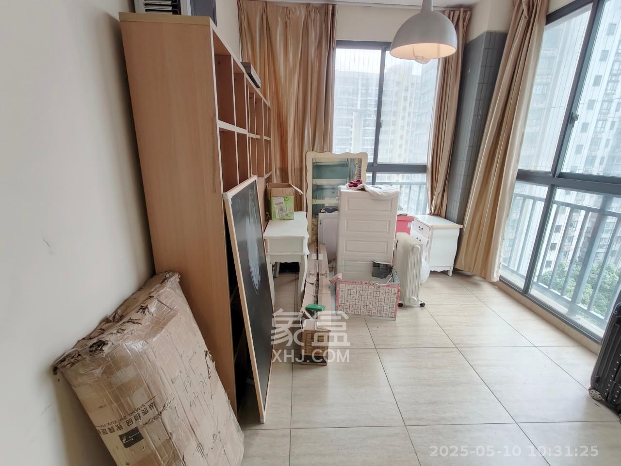 莱茵城  4室2厅2卫   2980.00元/月室内图