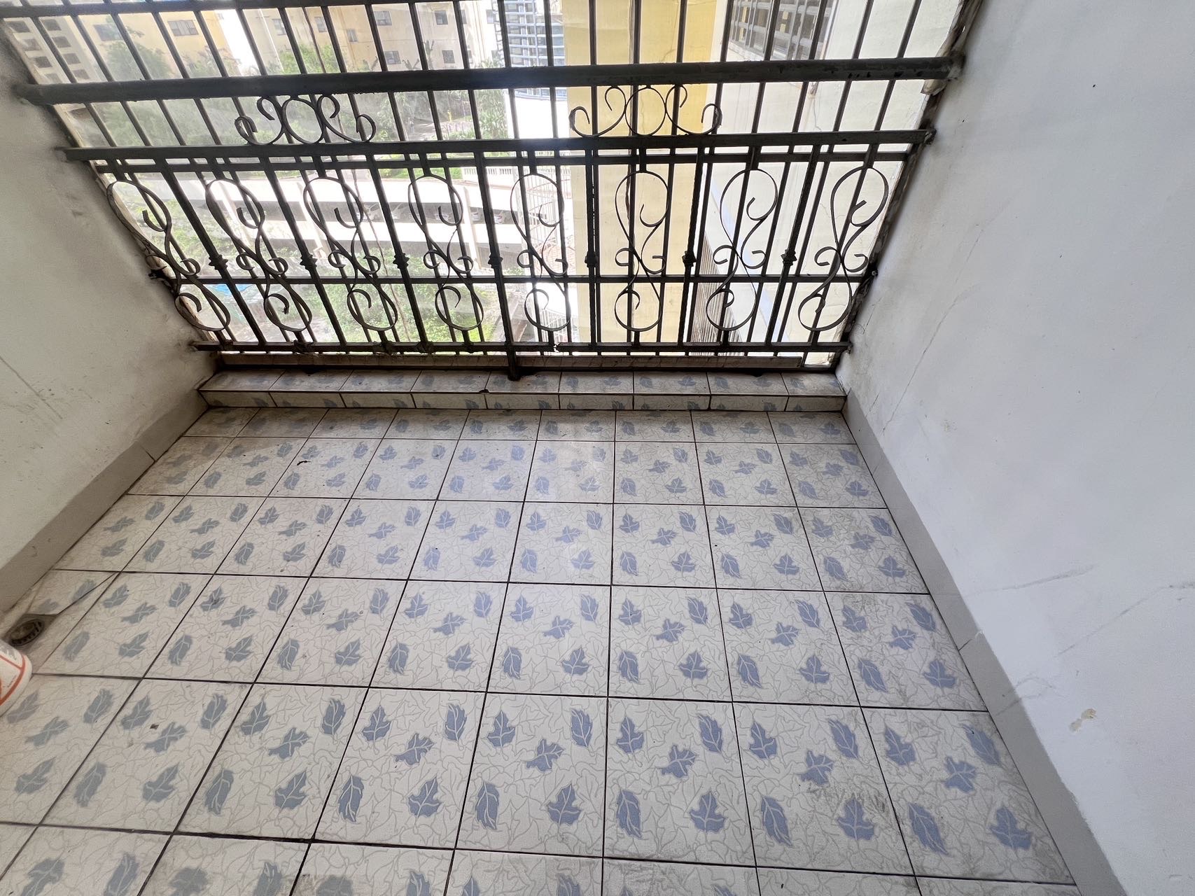 中城广场 3室2厅2卫 155.0万 中城广场 3室2厅2卫 155.0万客厅