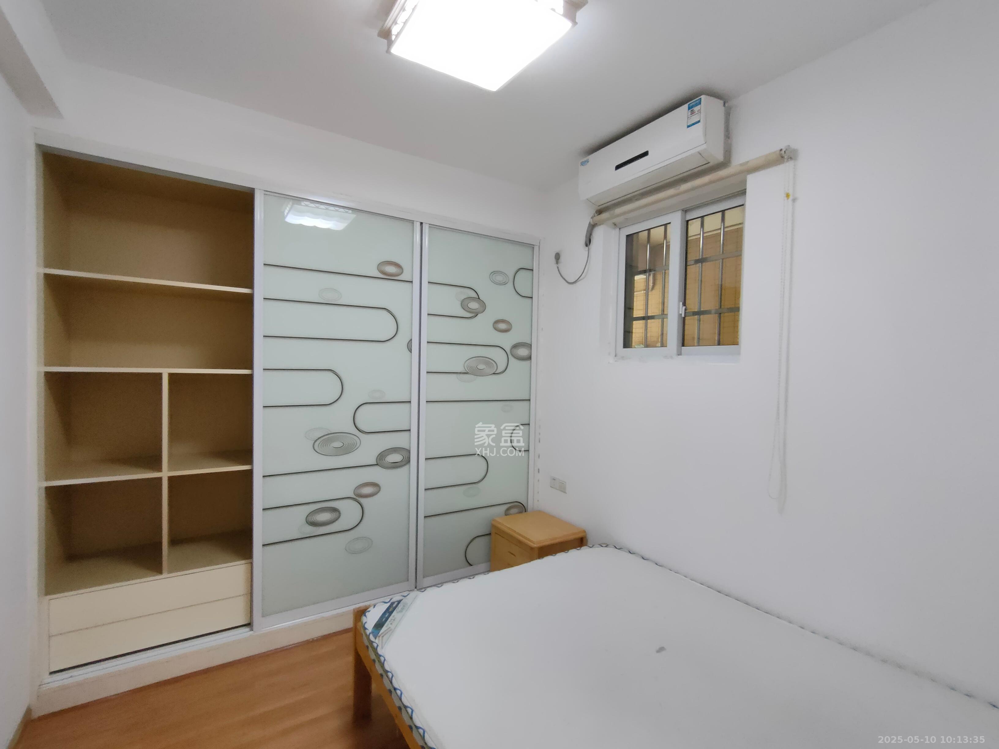 泊爱蓝湾  3室2厅2卫   2700.00元/月室内图