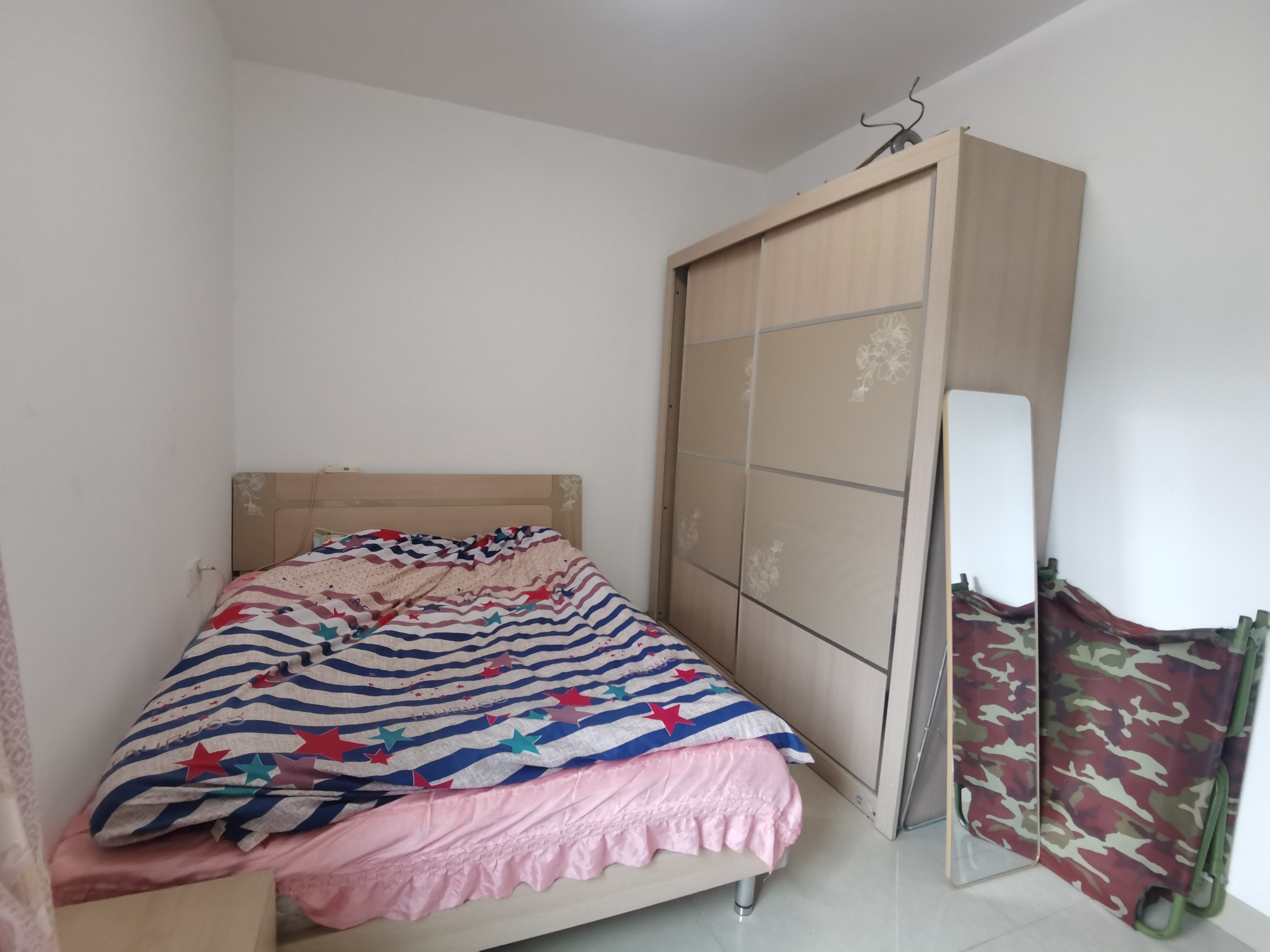 学府名苑 2室2厅1卫 1500.0元/月 学府名苑 2室2厅1卫 1500.0元/月室内图