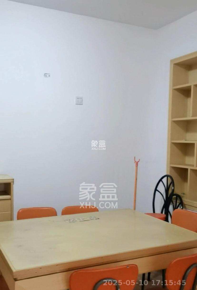 中信文化广场(中信新城二期) 3室2厅1卫 2200.0元/月 中信文化广场(中信新城二期) 3室2厅1卫 2200.0元/月室内图