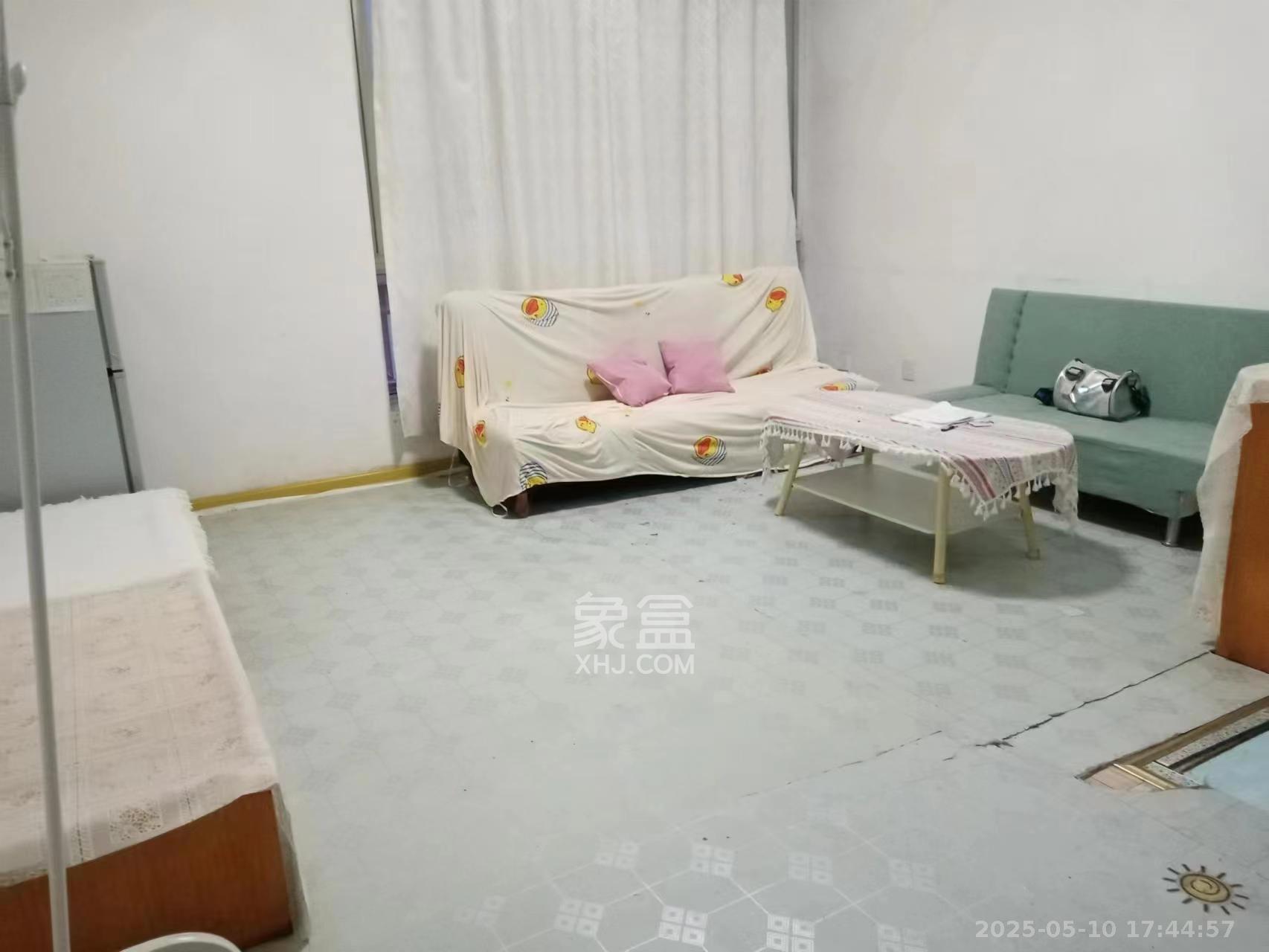 水木兰庭  1室1厅1卫   1300.00元/月室内图