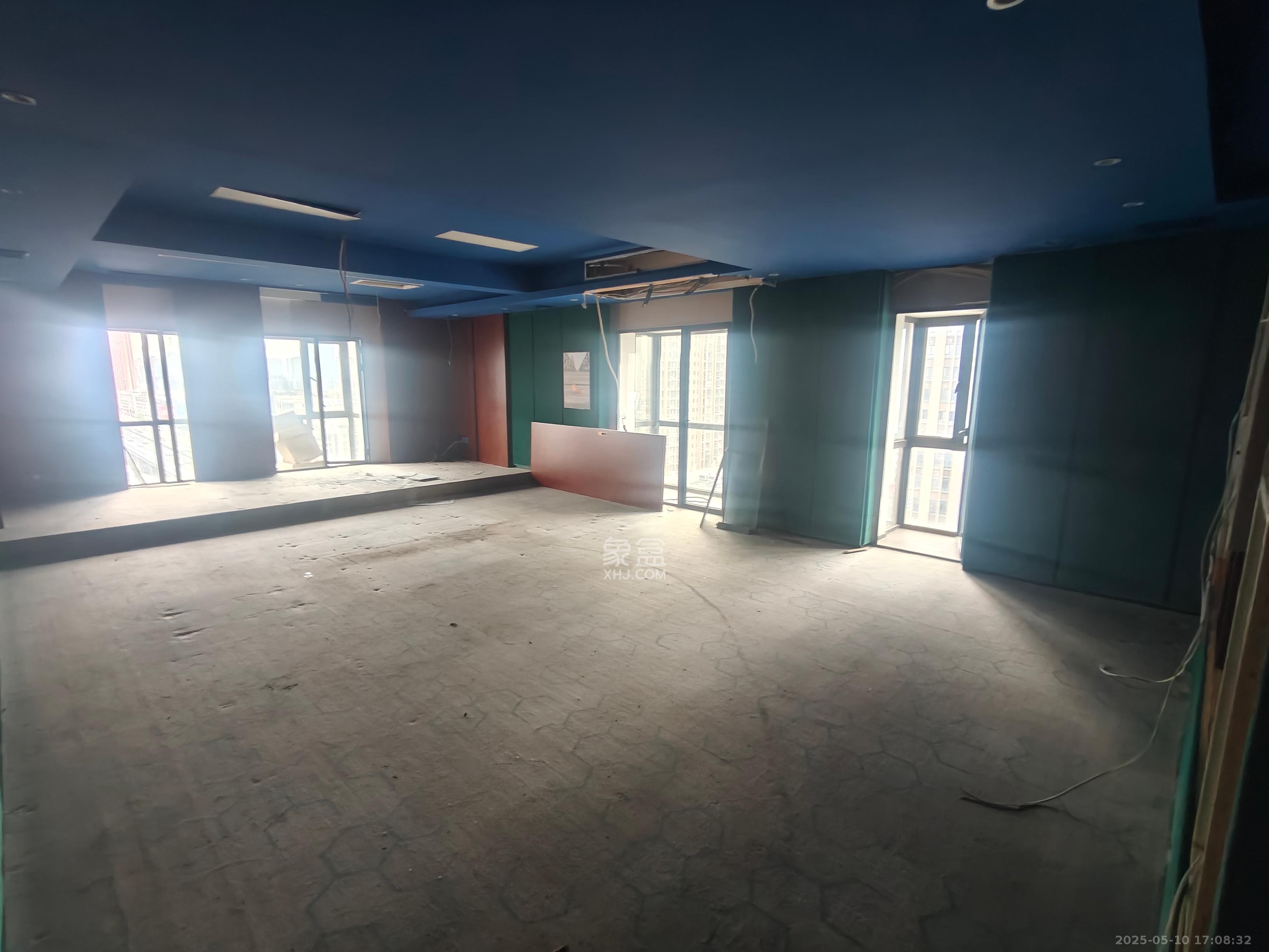 建安新商汇 1室2厅2卫 9999.0元/月 建安新商汇 1室2厅2卫 9999.0元/月室内图