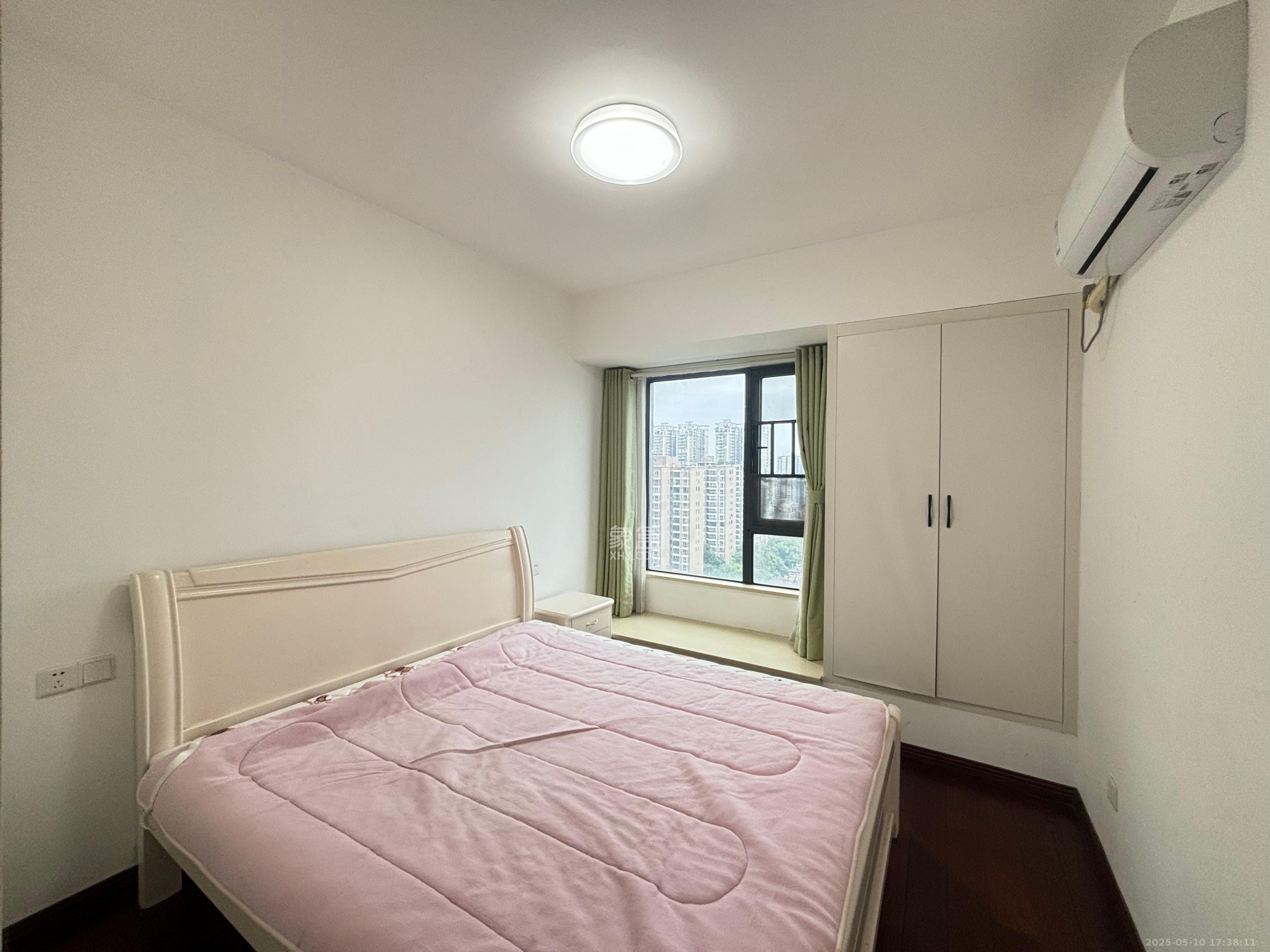 建发中央悦府  4室2厅2卫    4500.0元/月室内图