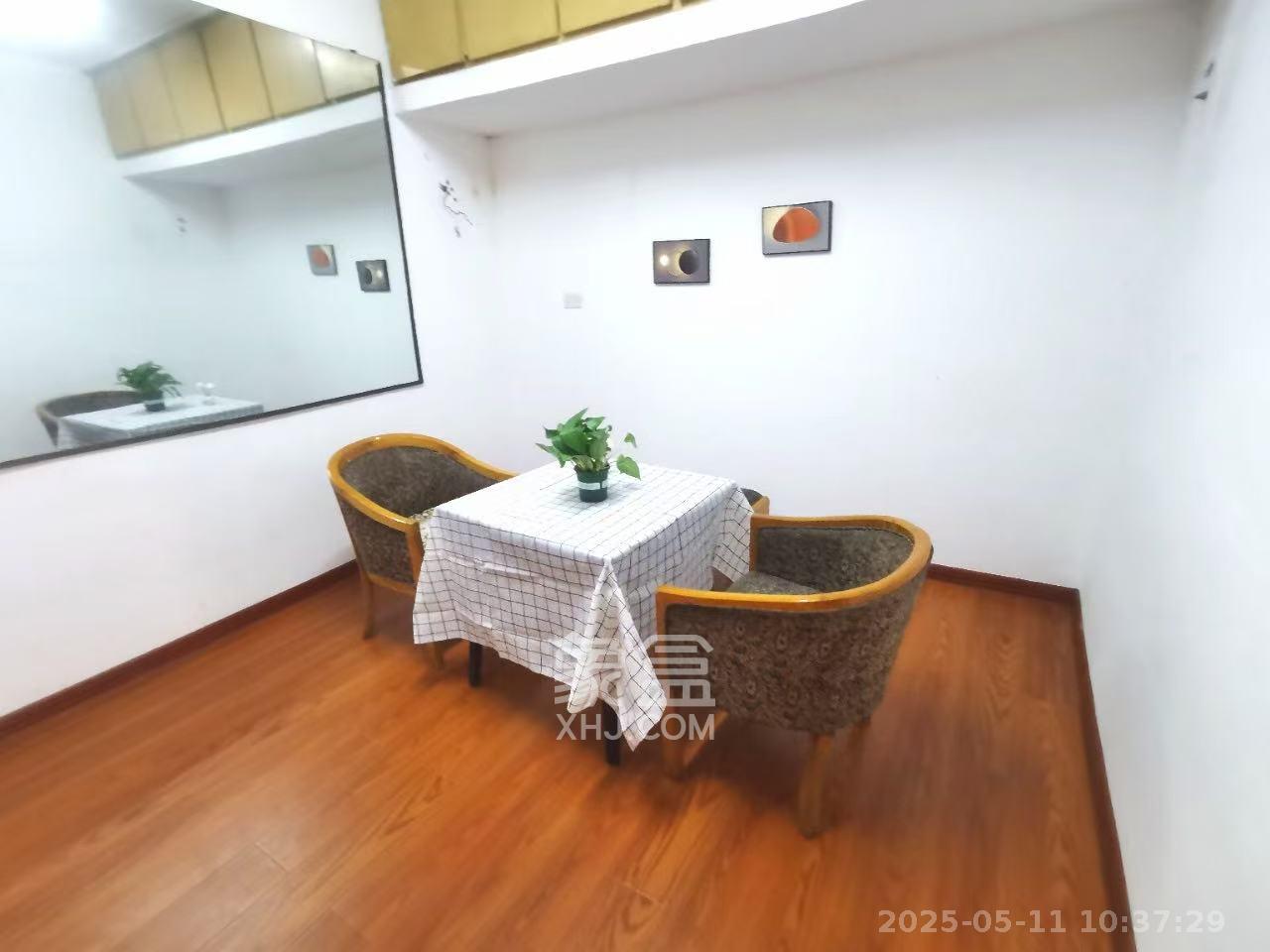 省商务厅宿舍  3室2厅1卫   2300.00元/月室内图