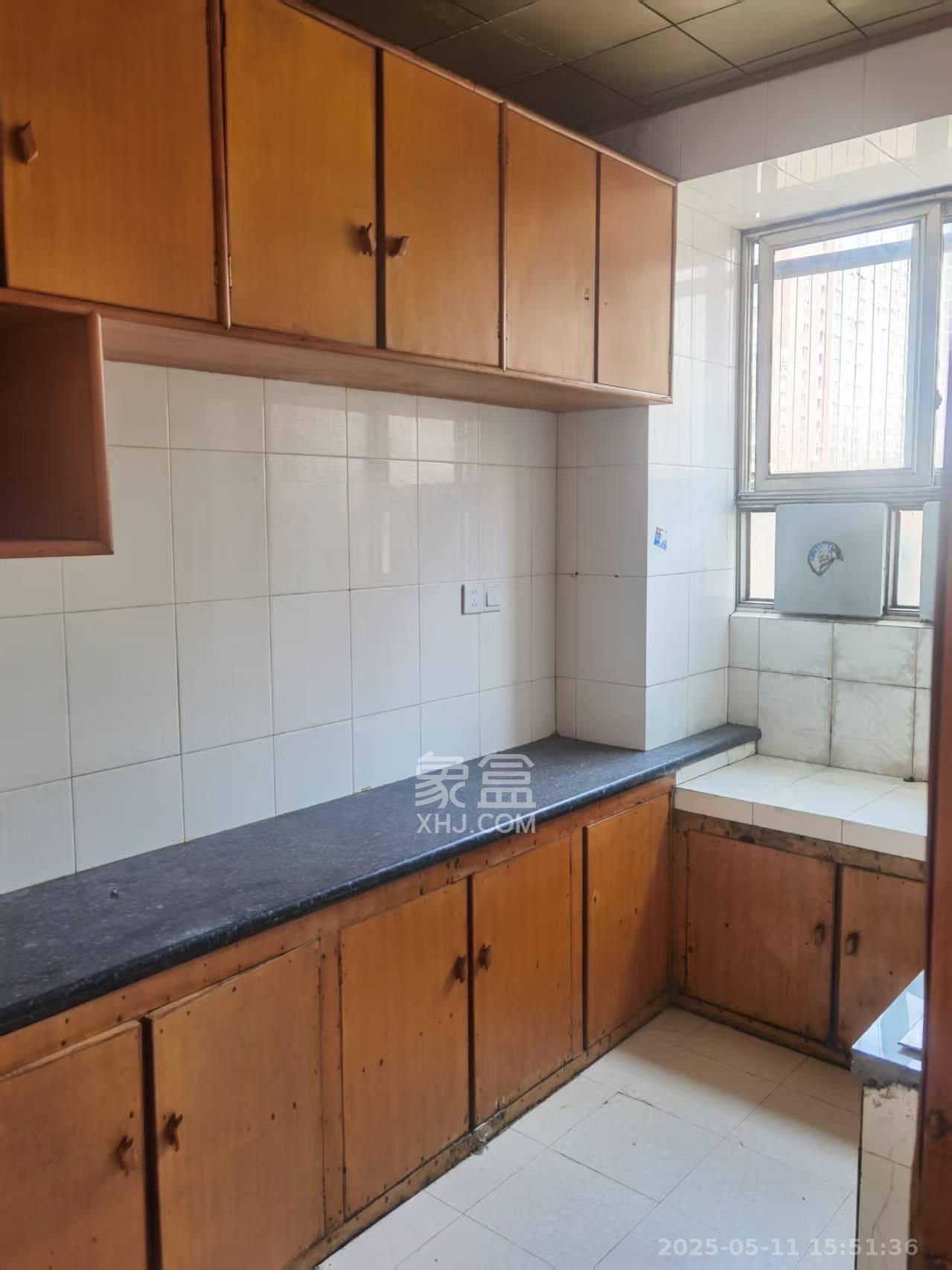 农村公路局宿舍  3室2厅2卫    2000.0元/月 农村公路局宿舍  3室2厅2卫    2000.0元/月室内图