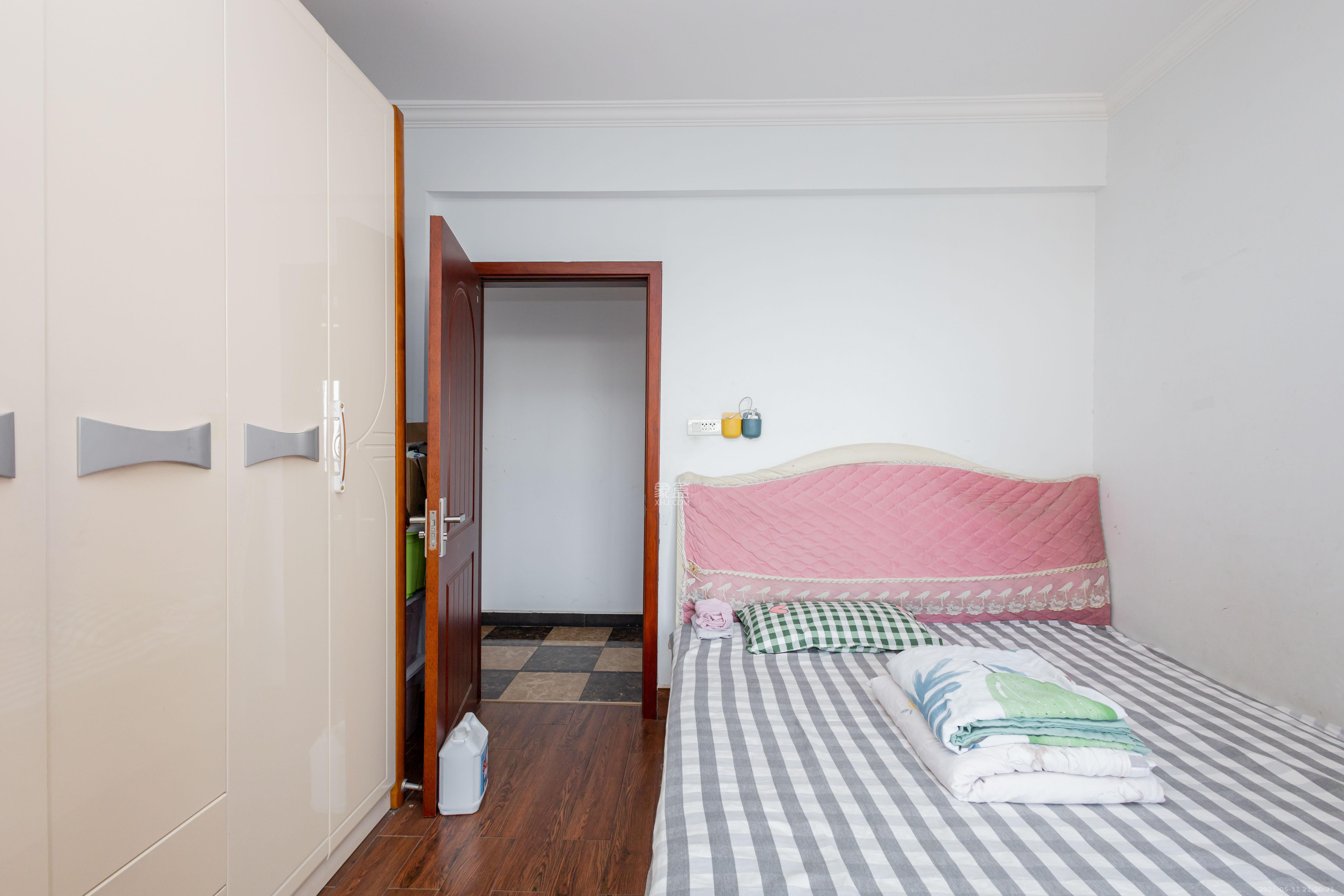 高林仕家 3室2厅1卫 51.28万 高林仕家 3室2厅1卫 51.28万卧室