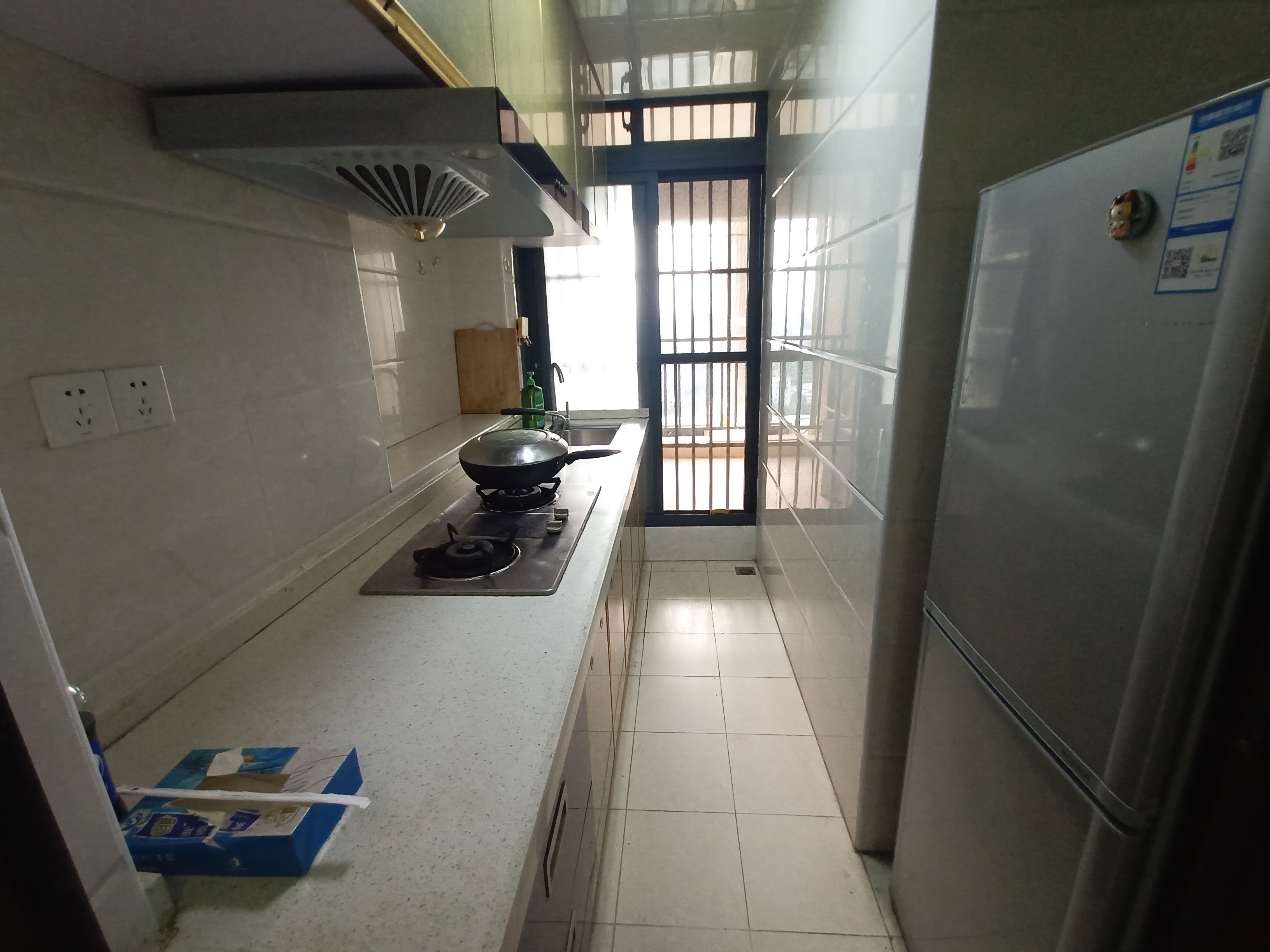 椰岛华庭  3室2厅2卫   2500.00元/月室内图