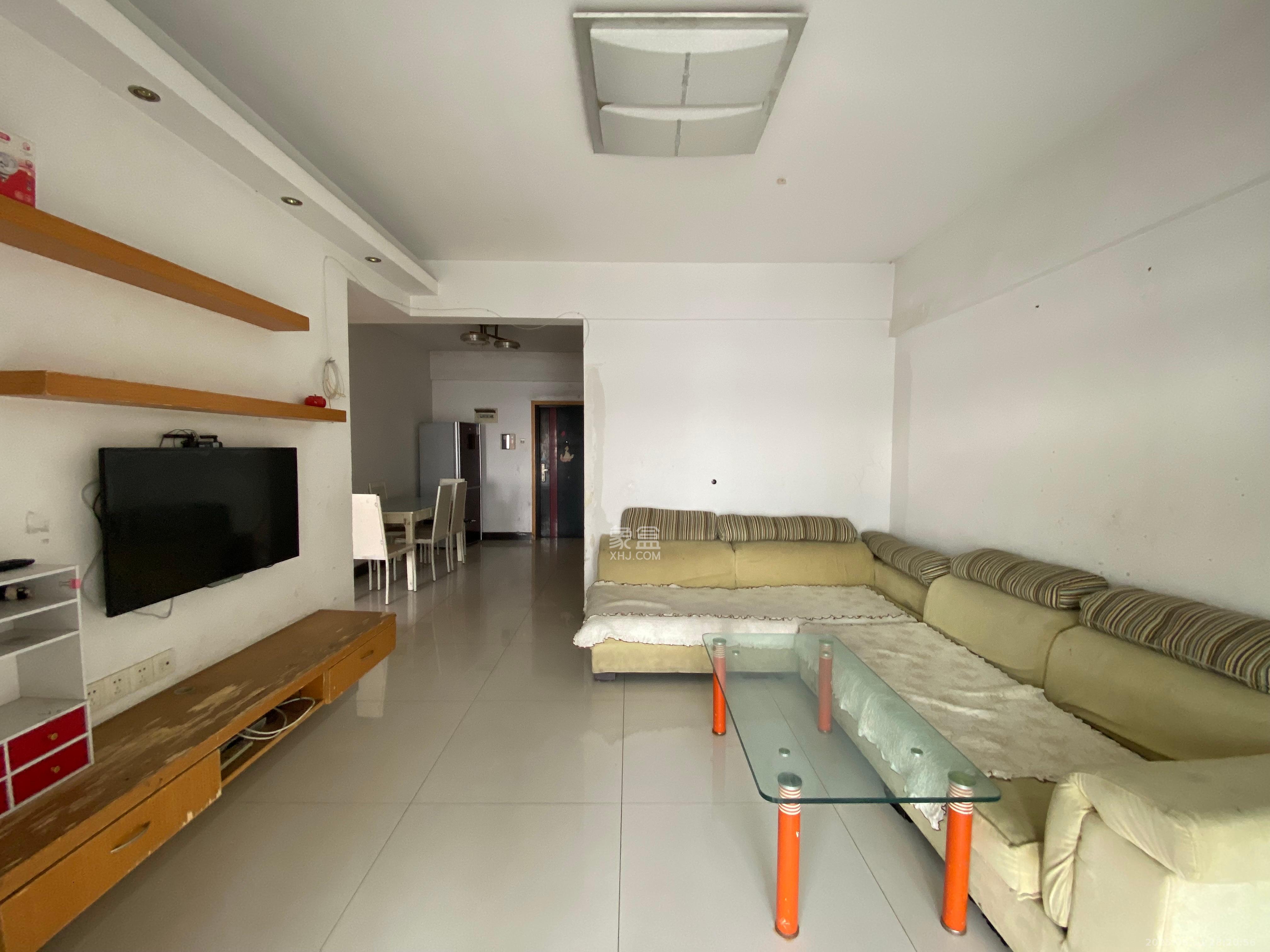 未来现代城 2室2厅1卫 1700.0元/月 未来现代城 2室2厅1卫 1700.0元/月室内图