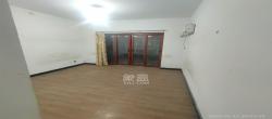 莲湖汽配城  3室2厅2卫   1800.00元/月