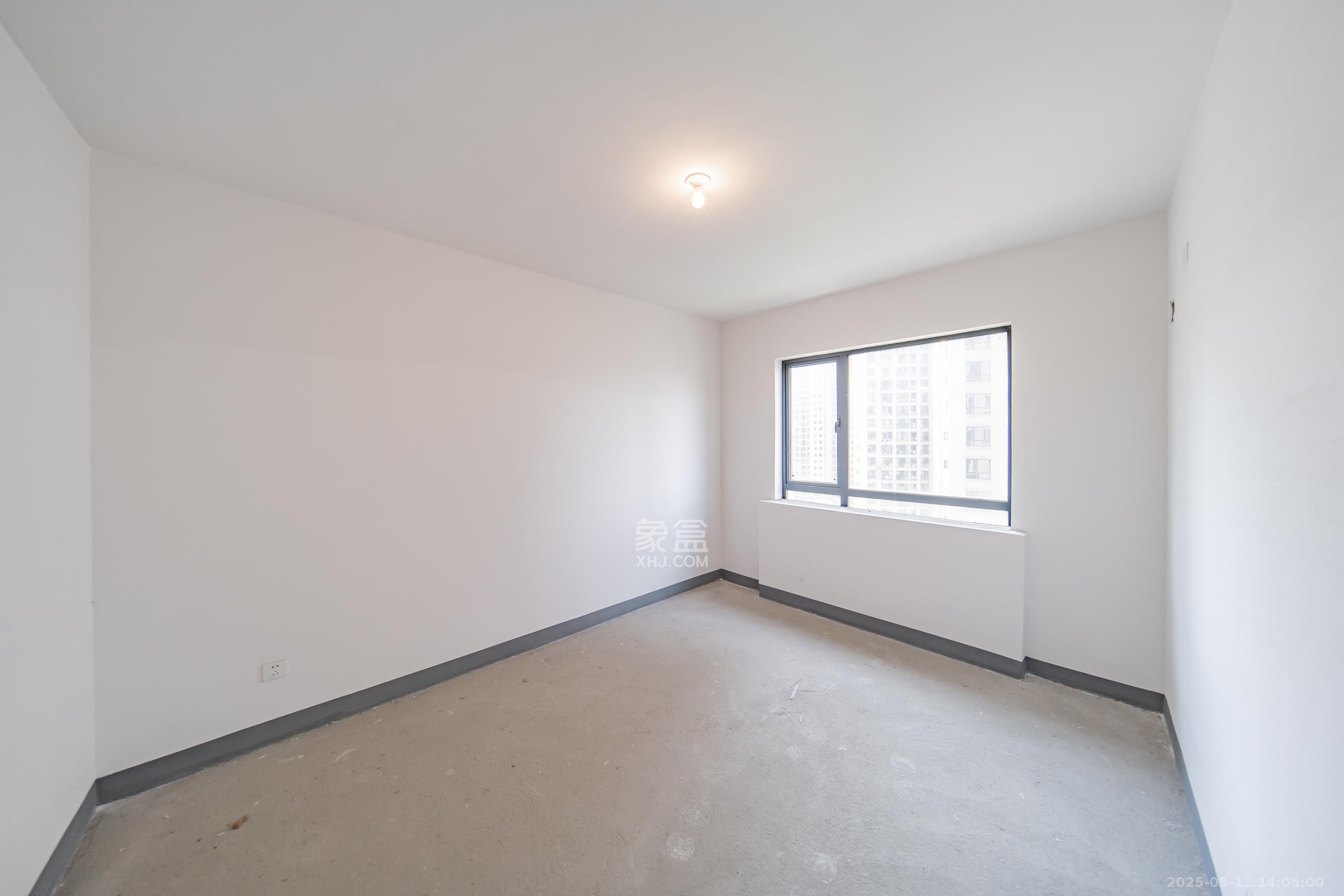 湘熙水郡(观澜海赋家园)  3室2厅1卫    90.0万 湘熙水郡(观澜海赋家园)  3室2厅1卫    90.0万卧室