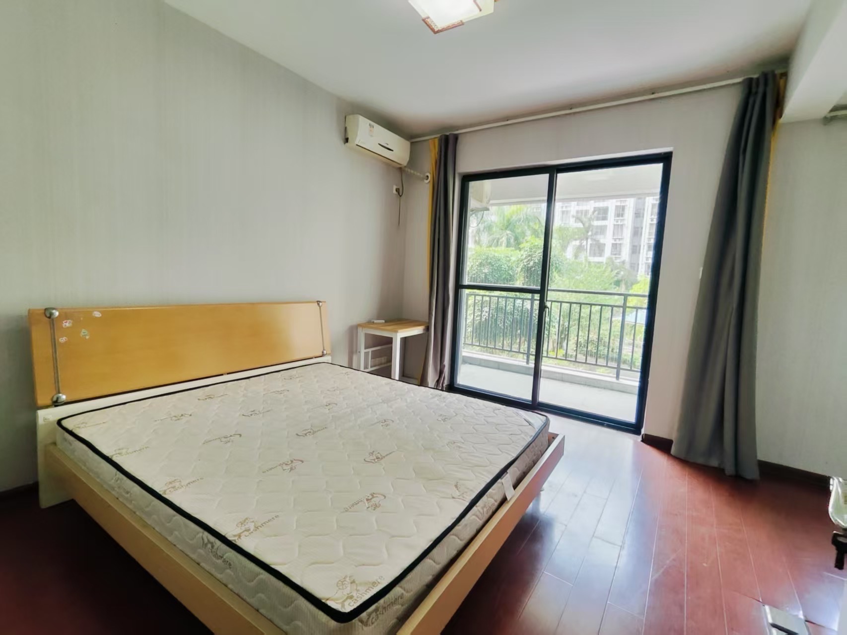 翠景园  2室2厅1卫   2600.00元/月室内图