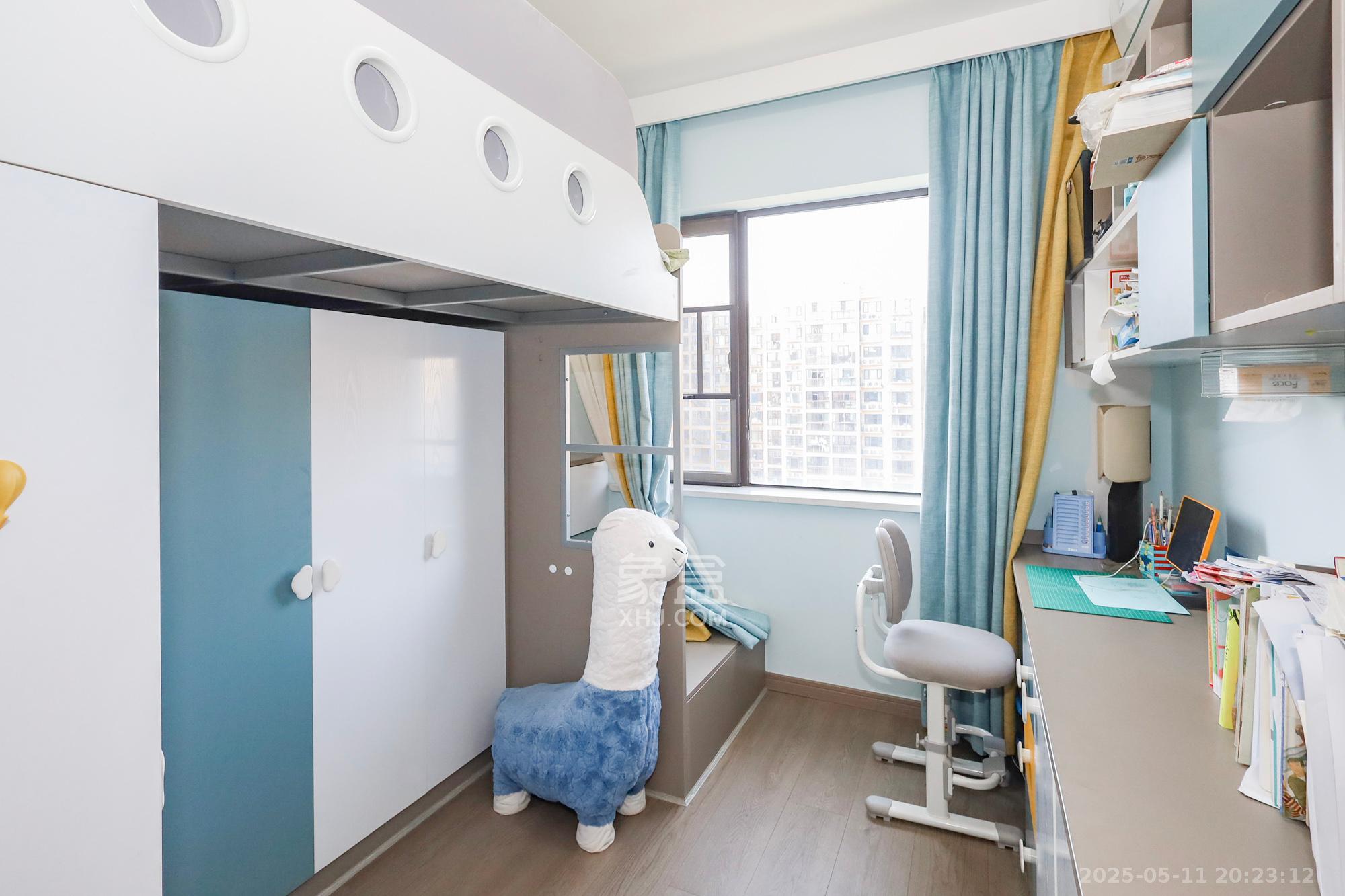 钰龙天下二期(钰龙佳园) 3室2厅2卫 230.0万 钰龙天下二期(钰龙佳园) 3室2厅2卫 230.0万卧室