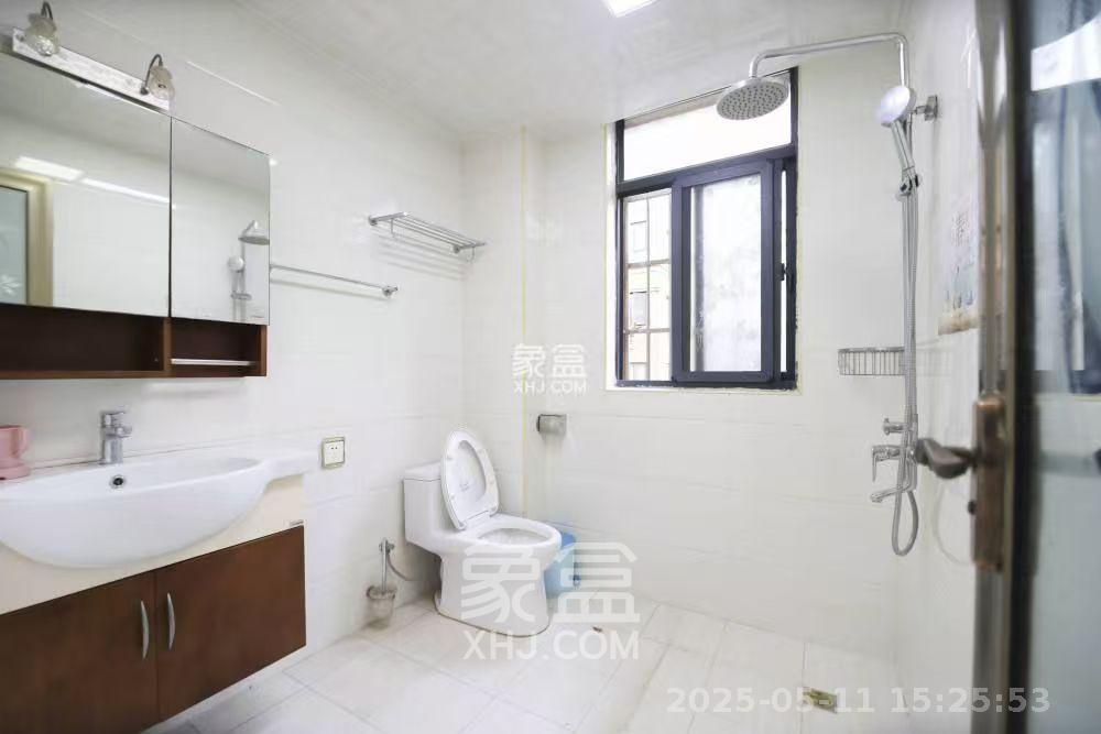 新盛珑璟台  4室2厅2卫   3200.00元/月室内图