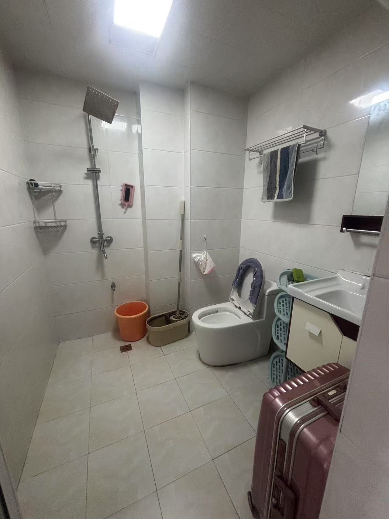 中泰财富湘江 1室1厅1卫 20.0万 中泰财富湘江 1室1厅1卫 20.0万室内图