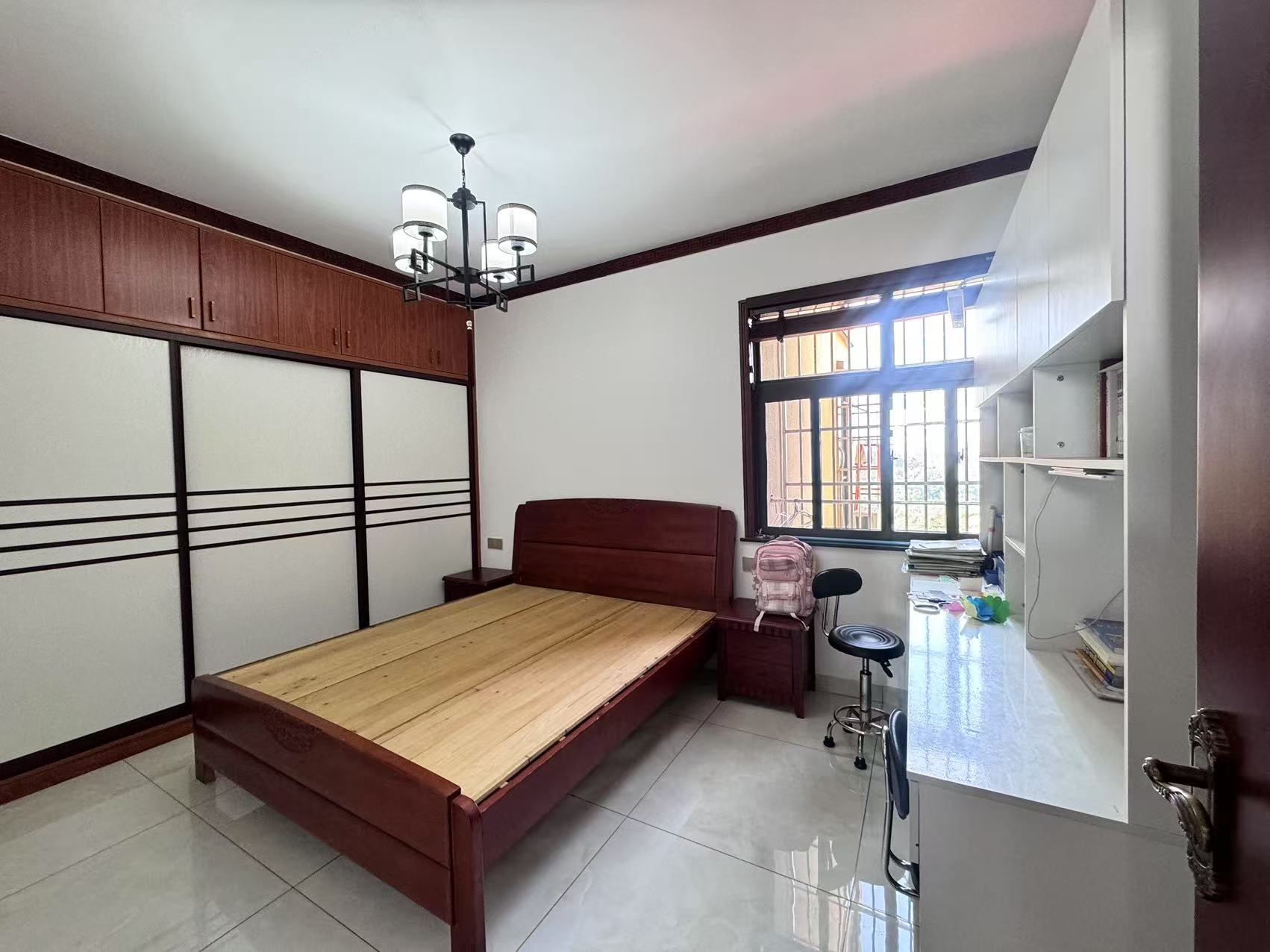 金路小区(杨柳村罗家冲) 4室2厅2卫 69.8万 金路小区(杨柳村罗家冲) 4室2厅2卫 69.8万室内图