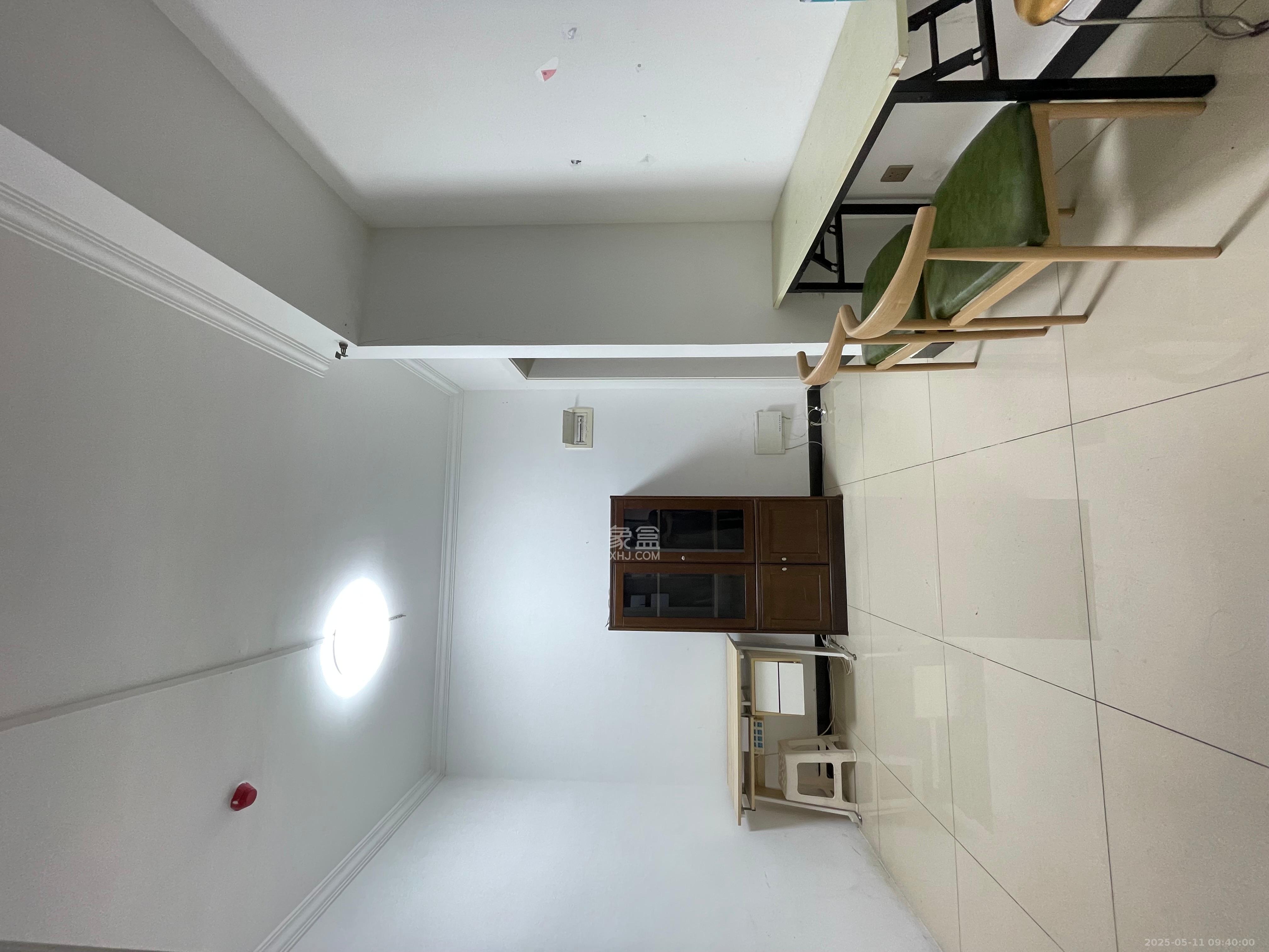 京武浪琴山一、二期  2室1厅1卫    2500.0元/月 京武浪琴山一、二期  2室1厅1卫    2500.0元/月室内图