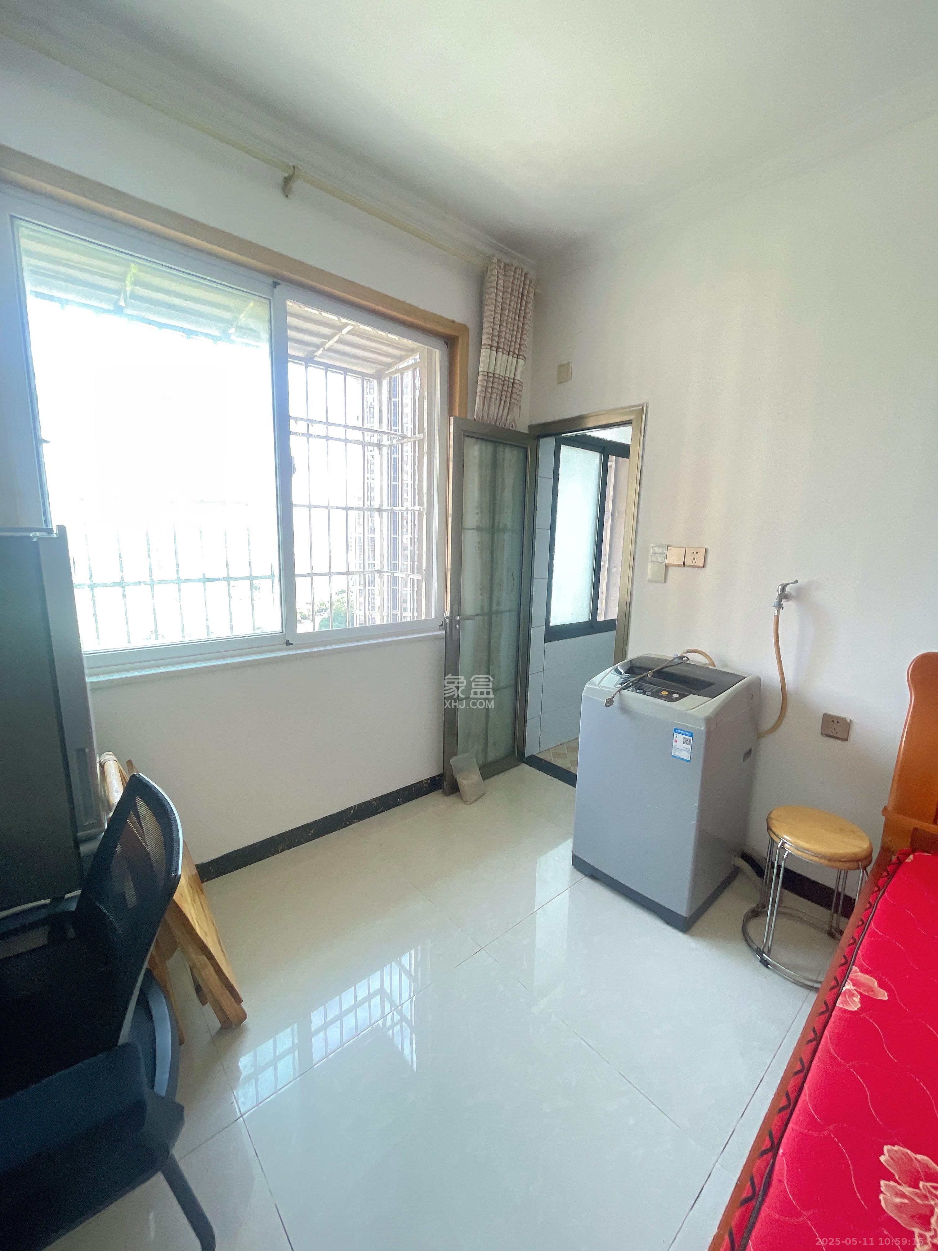 嘉顺苑  1室2厅1卫   1100.00元/月室内图