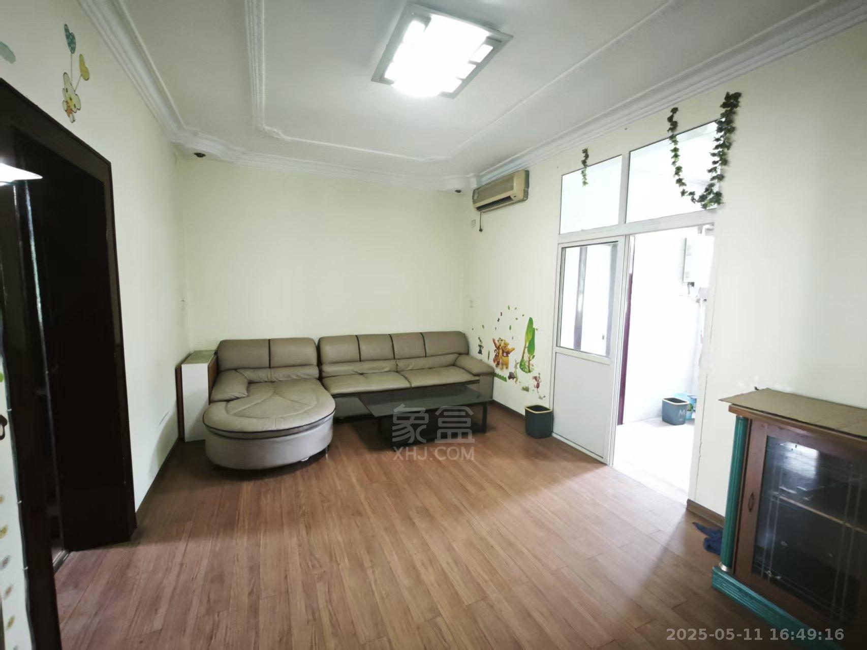 翠竹小区建设二村 2室1厅1卫 800.0元/月 翠竹小区建设二村 2室1厅1卫 800.0元/月室内图