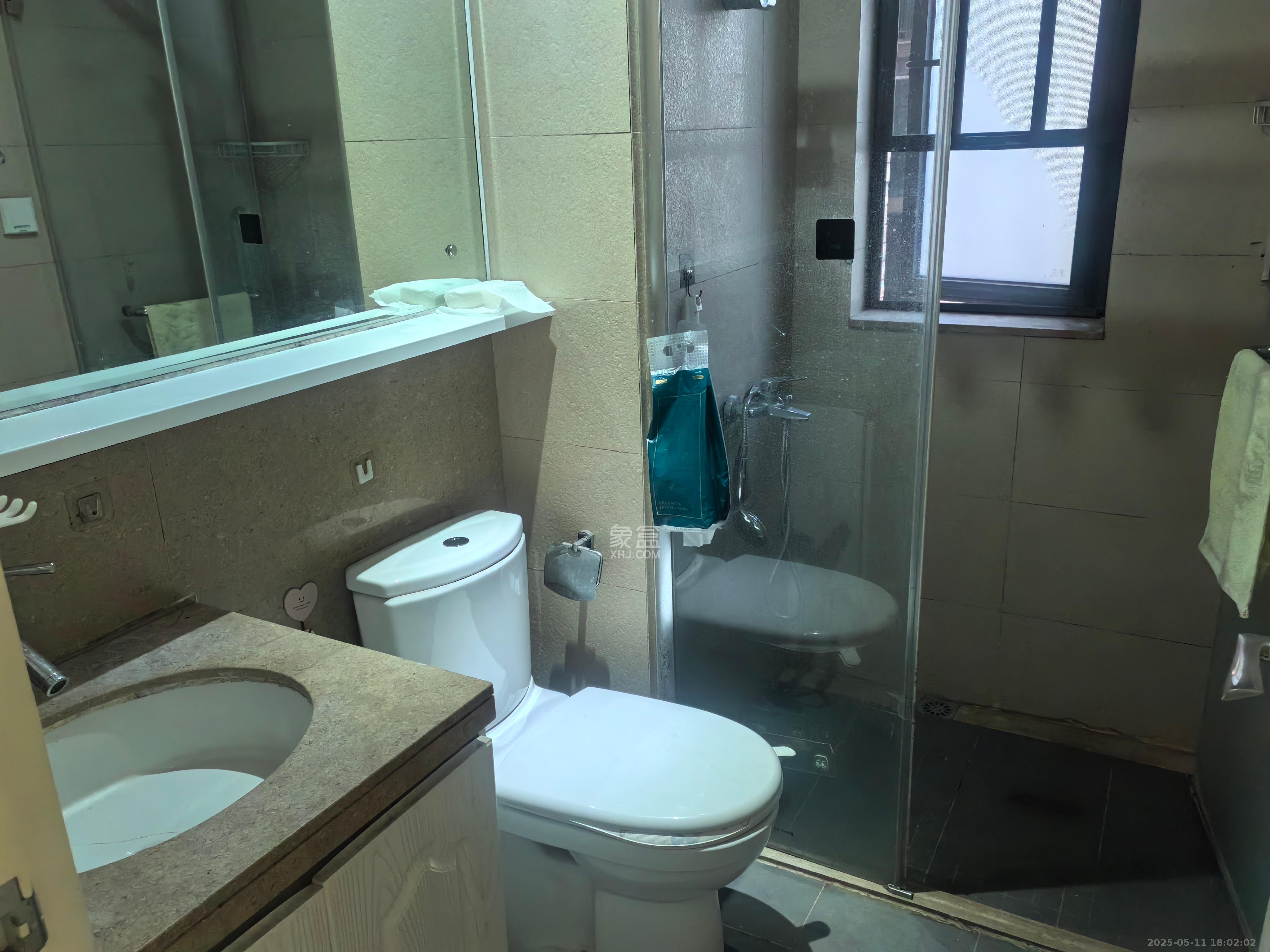 时代倾城一期  2室2厅1卫   1750.00元/月室内图