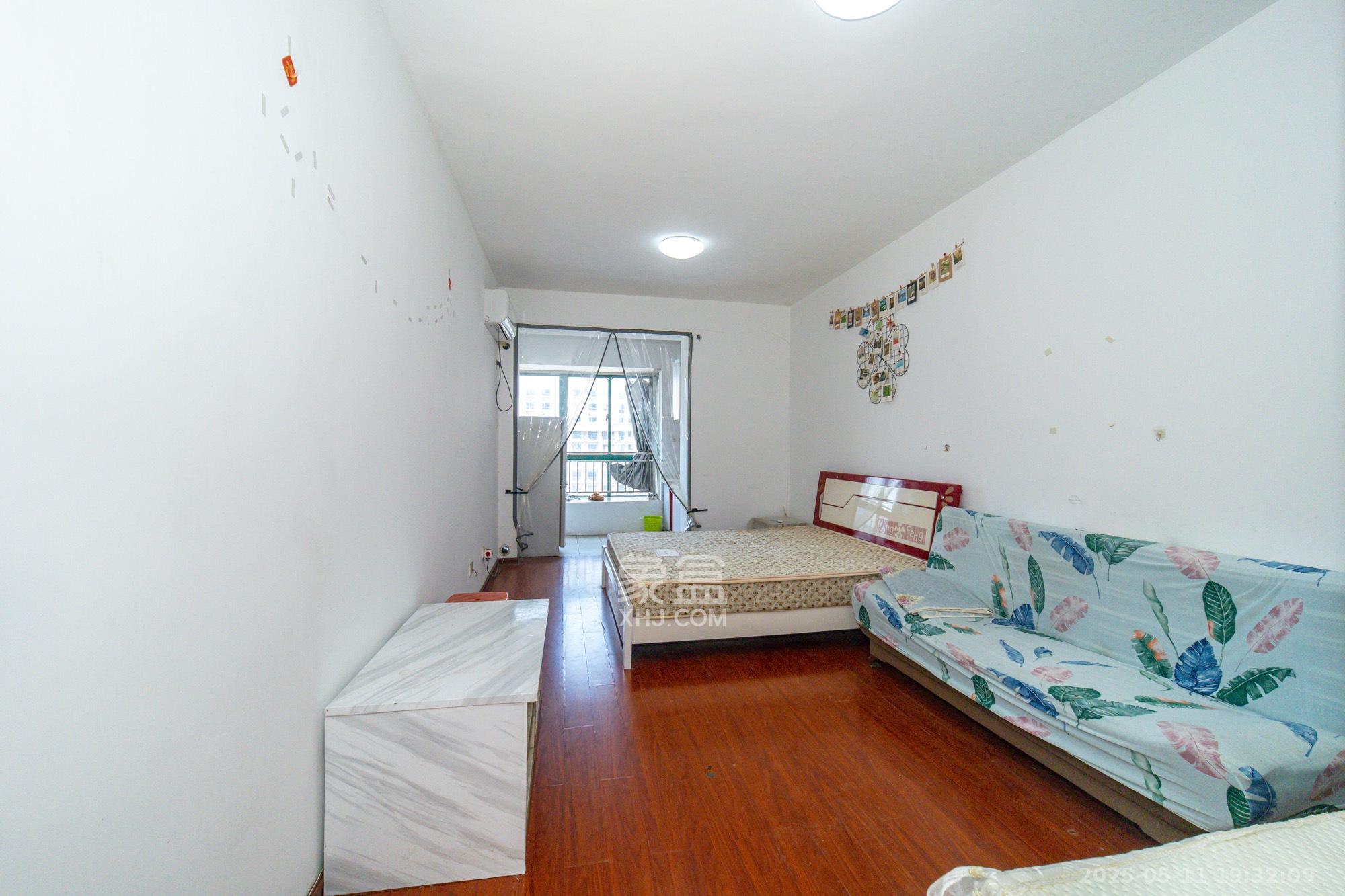 明城公寓  1室1厅1卫    19.8万 明城公寓  1室1厅1卫    19.8万客厅