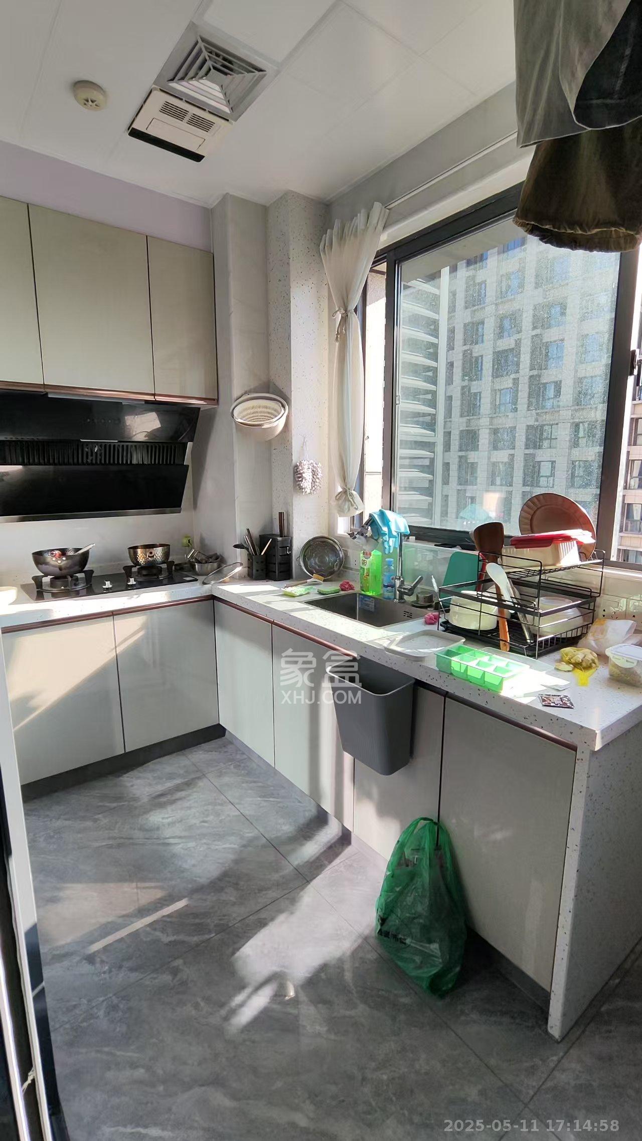 明发国际城  1室0厅0卫    1450.0元/月 明发国际城  1室0厅0卫    1450.0元/月室内图