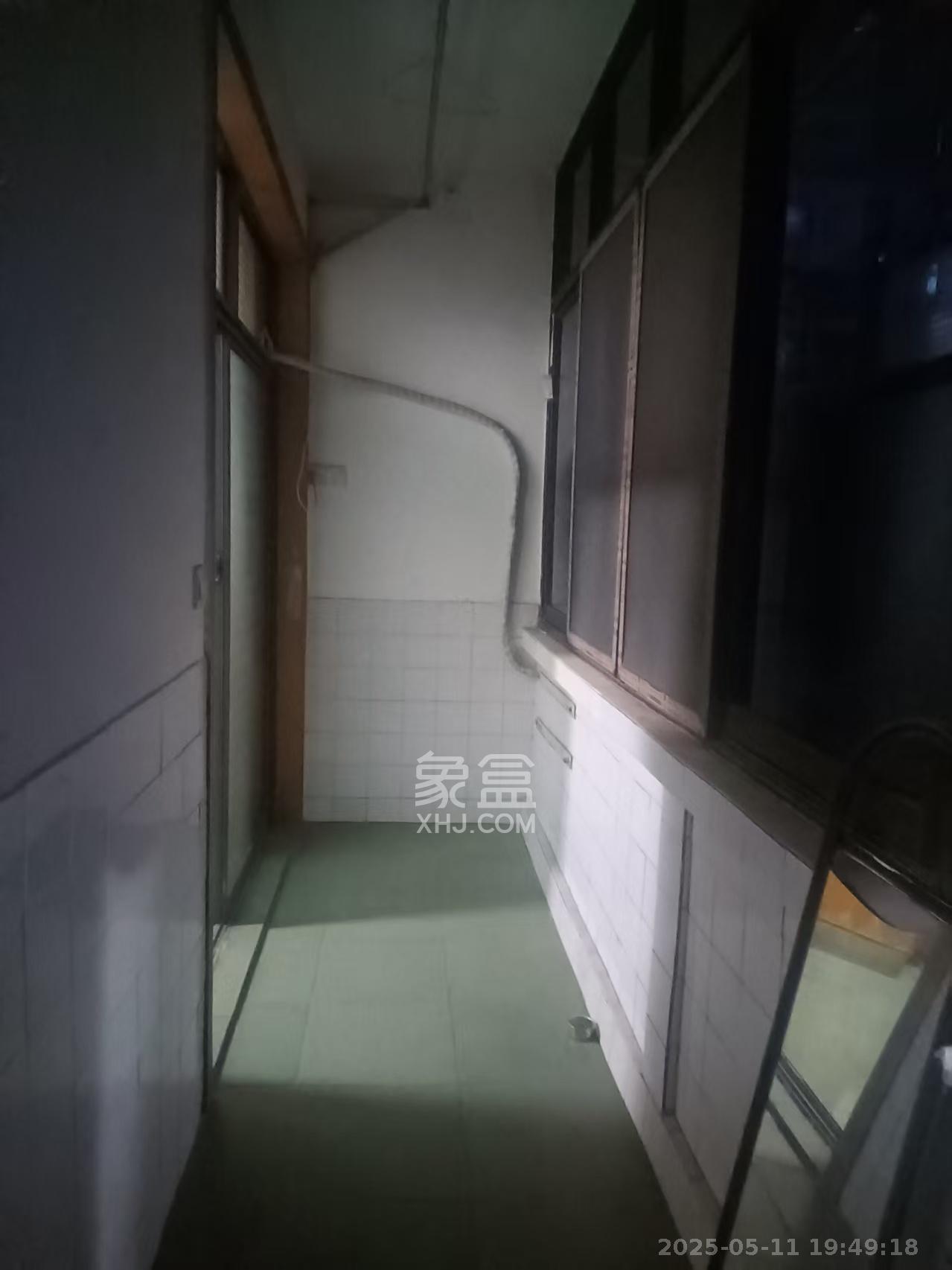 湘域中央  1室0厅0卫    1800.0元/月 湘域中央  1室0厅0卫    1800.0元/月室内图