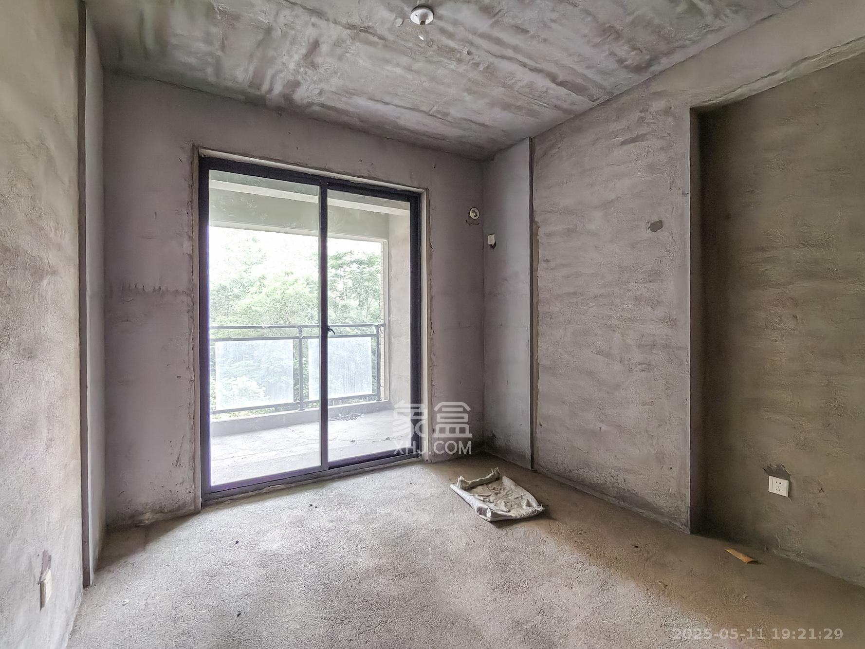 筑梦星园 4室2厅2卫 102.0万 筑梦星园 4室2厅2卫 102.0万卧室