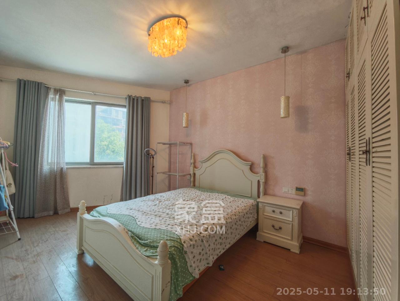 阳光100二期  1室0厅0卫    3500.0元/月室内图