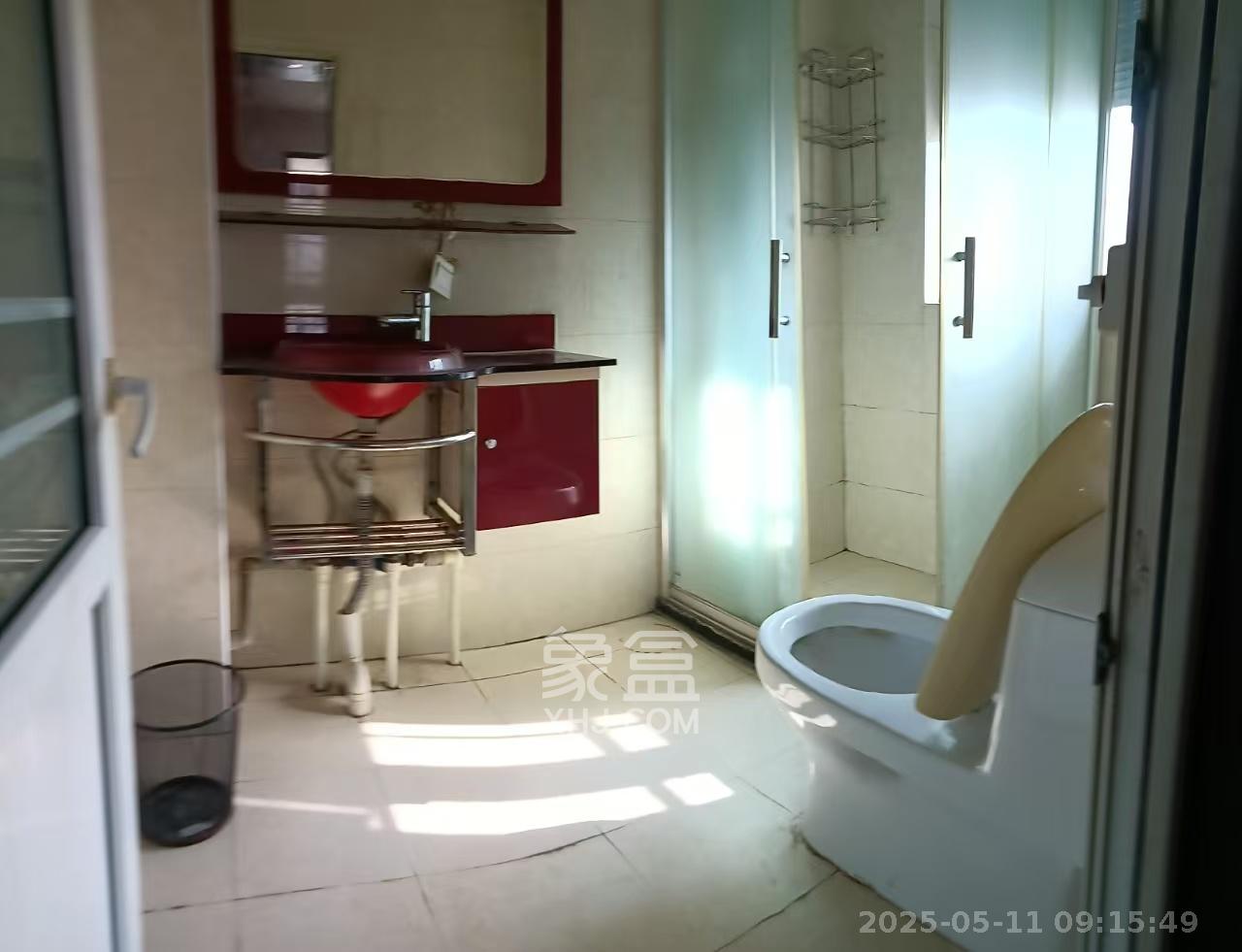 星沙教师公寓  3室2厅2卫    1800.0元/月 星沙教师公寓  3室2厅2卫    1800.0元/月室内图