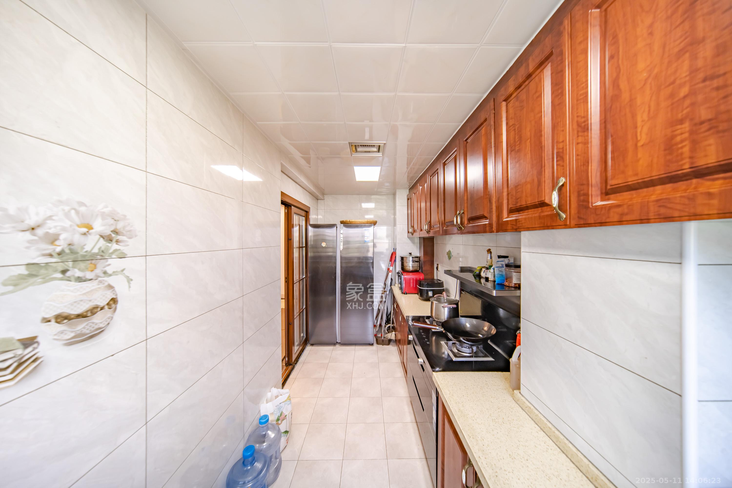 湘熙水郡(观澜海赋家园)  4室2厅2卫    167.0万 湘熙水郡(观澜海赋家园)  4室2厅2卫    167.0万厨房