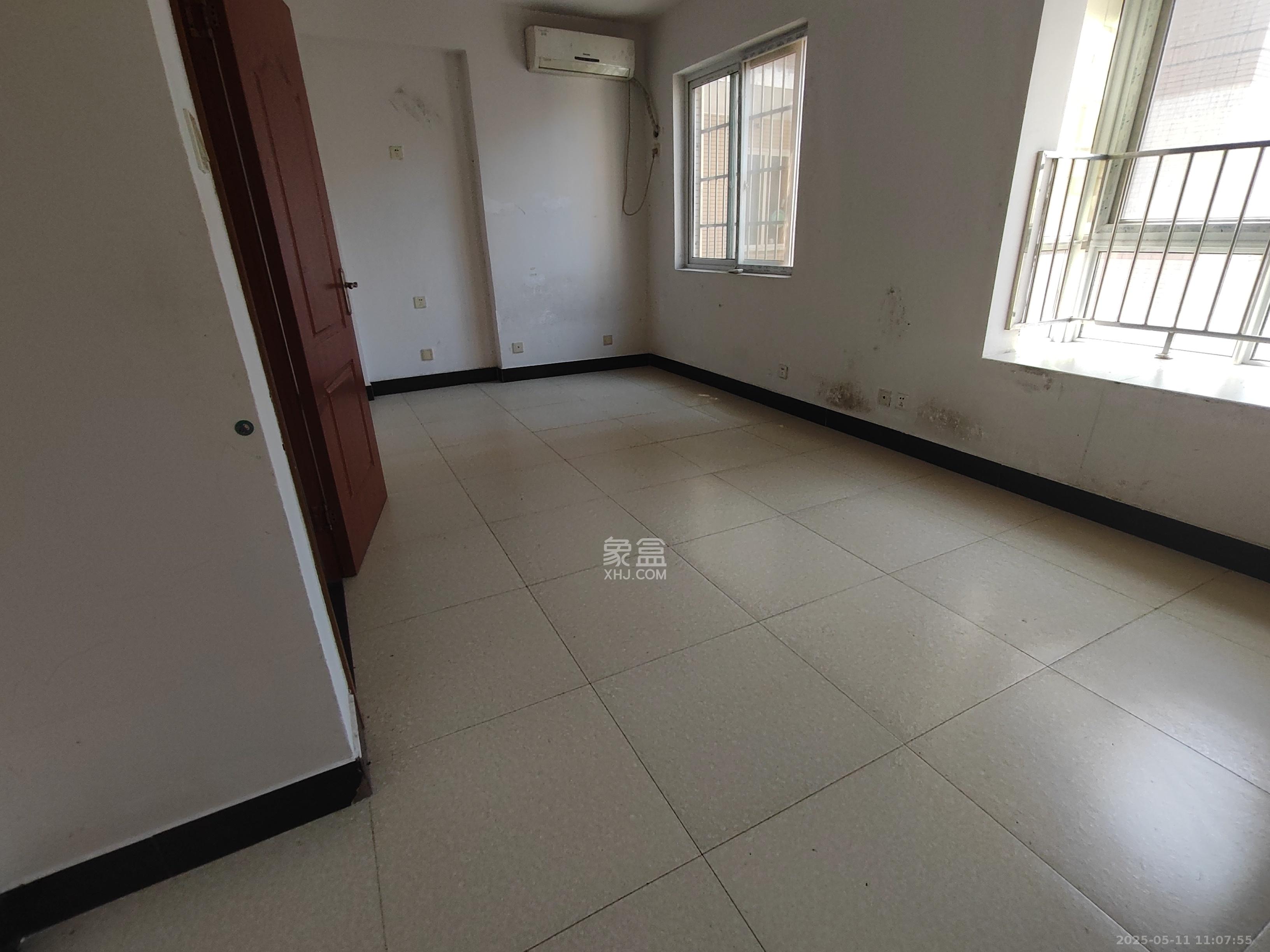 和沁园 3室1厅1卫 2400.0元/月 和沁园 3室1厅1卫 2400.0元/月室内图