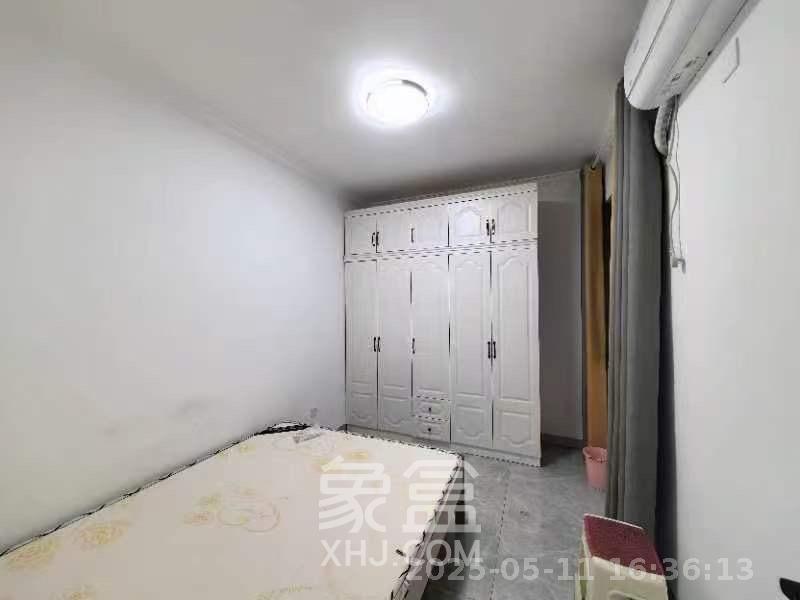 长房云时代  3室2厅2卫   2500.00元/月室内图