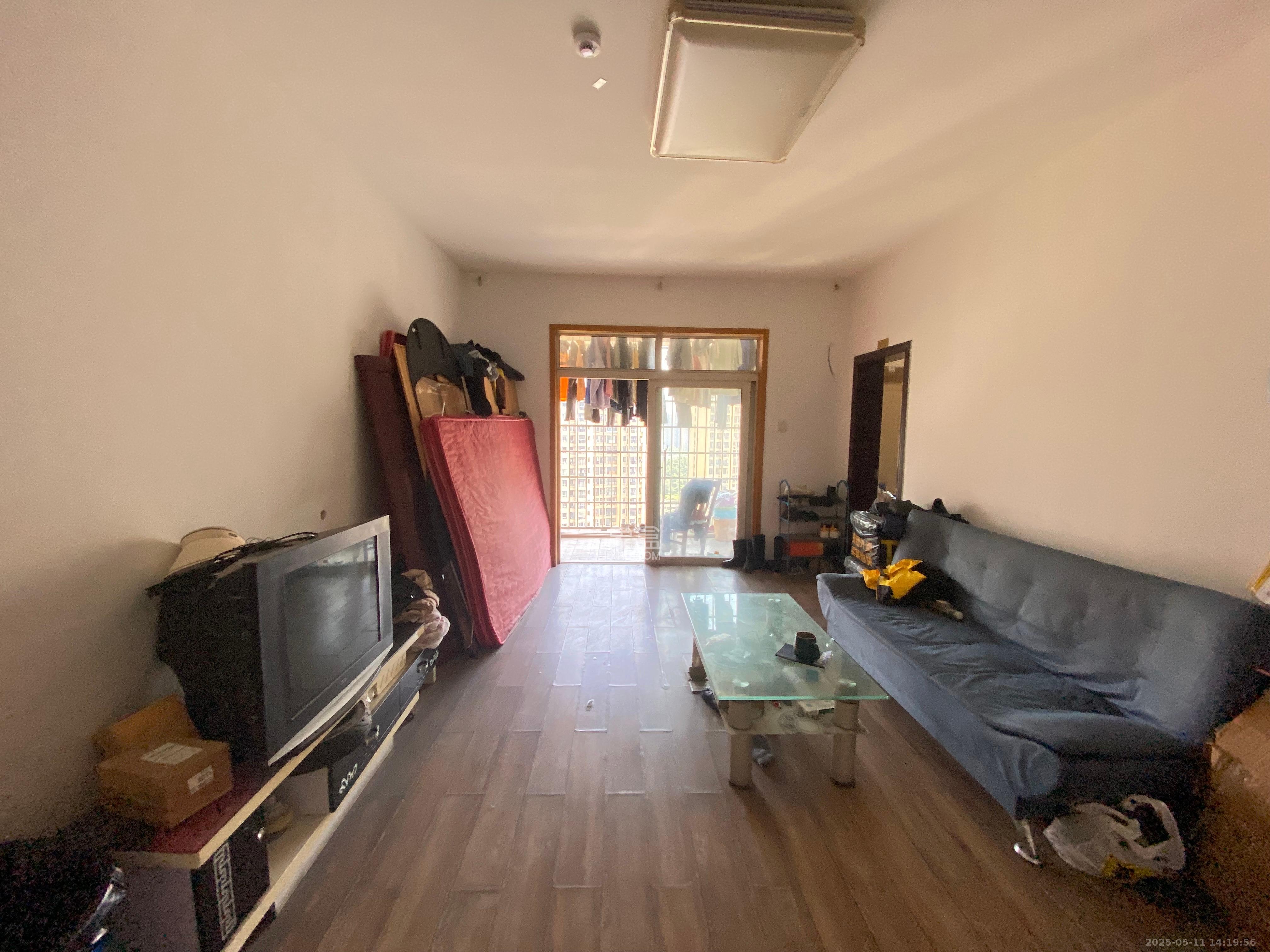 中房F联邦  3室2厅1卫    2300.0元/月 中房F联邦  3室2厅1卫    2300.0元/月室内图