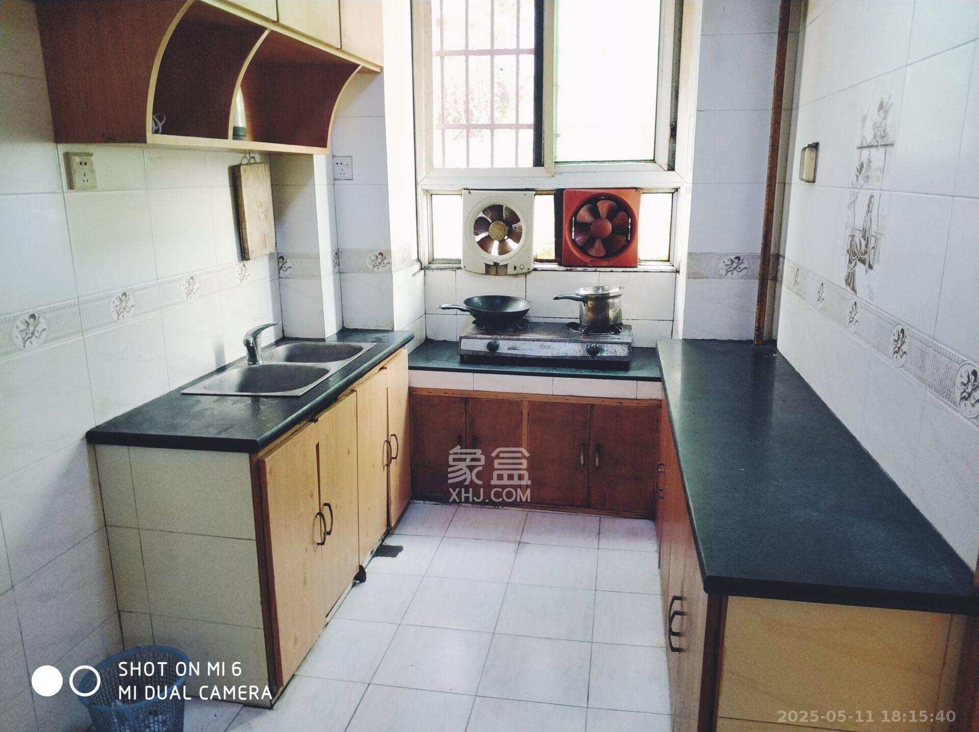 景芳苑  3室2厅1卫    1200.0元/月 景芳苑  3室2厅1卫    1200.0元/月室内图