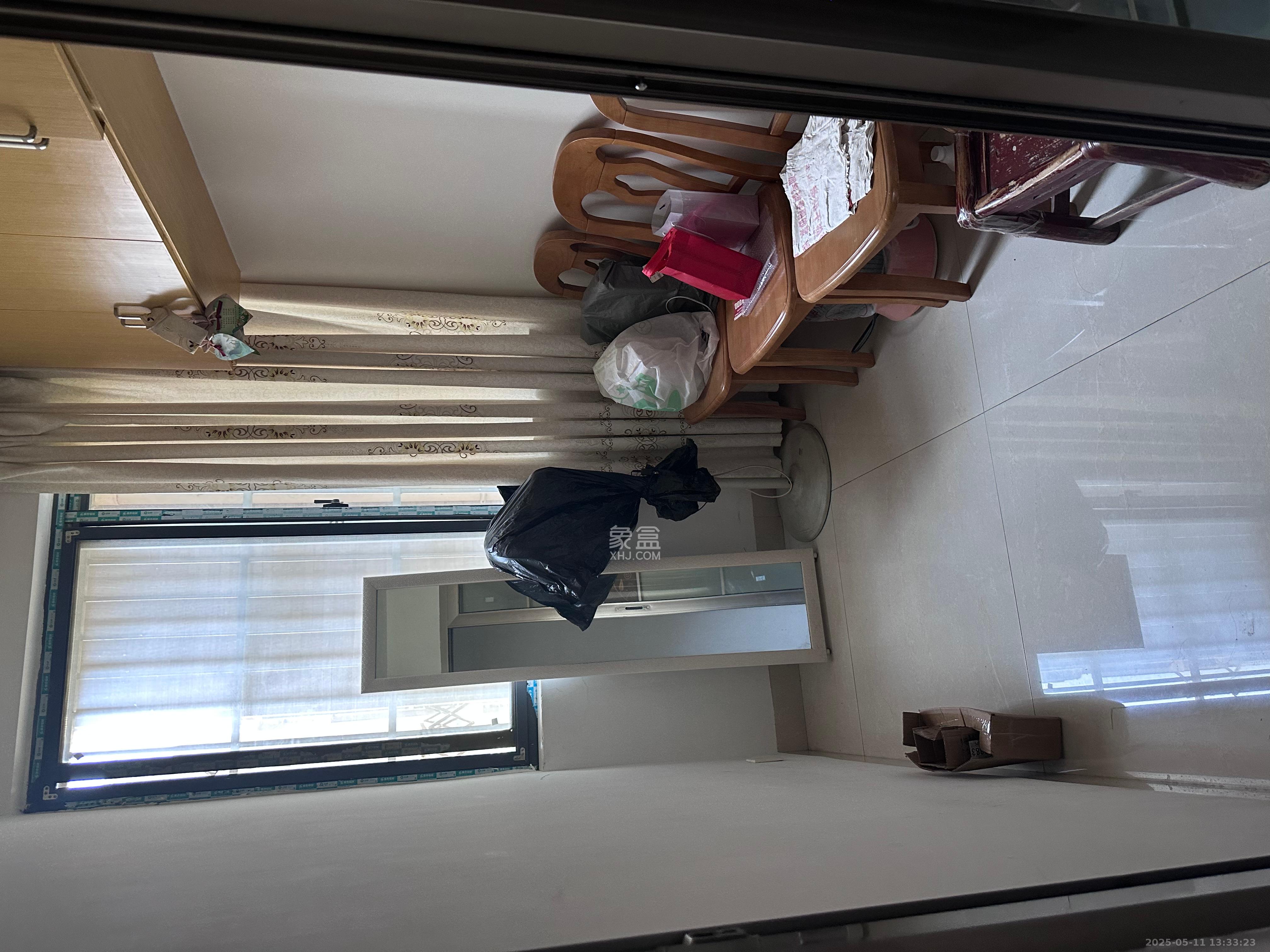 盛腾学林西岸  2室1厅1卫   2000.00元/月室内图