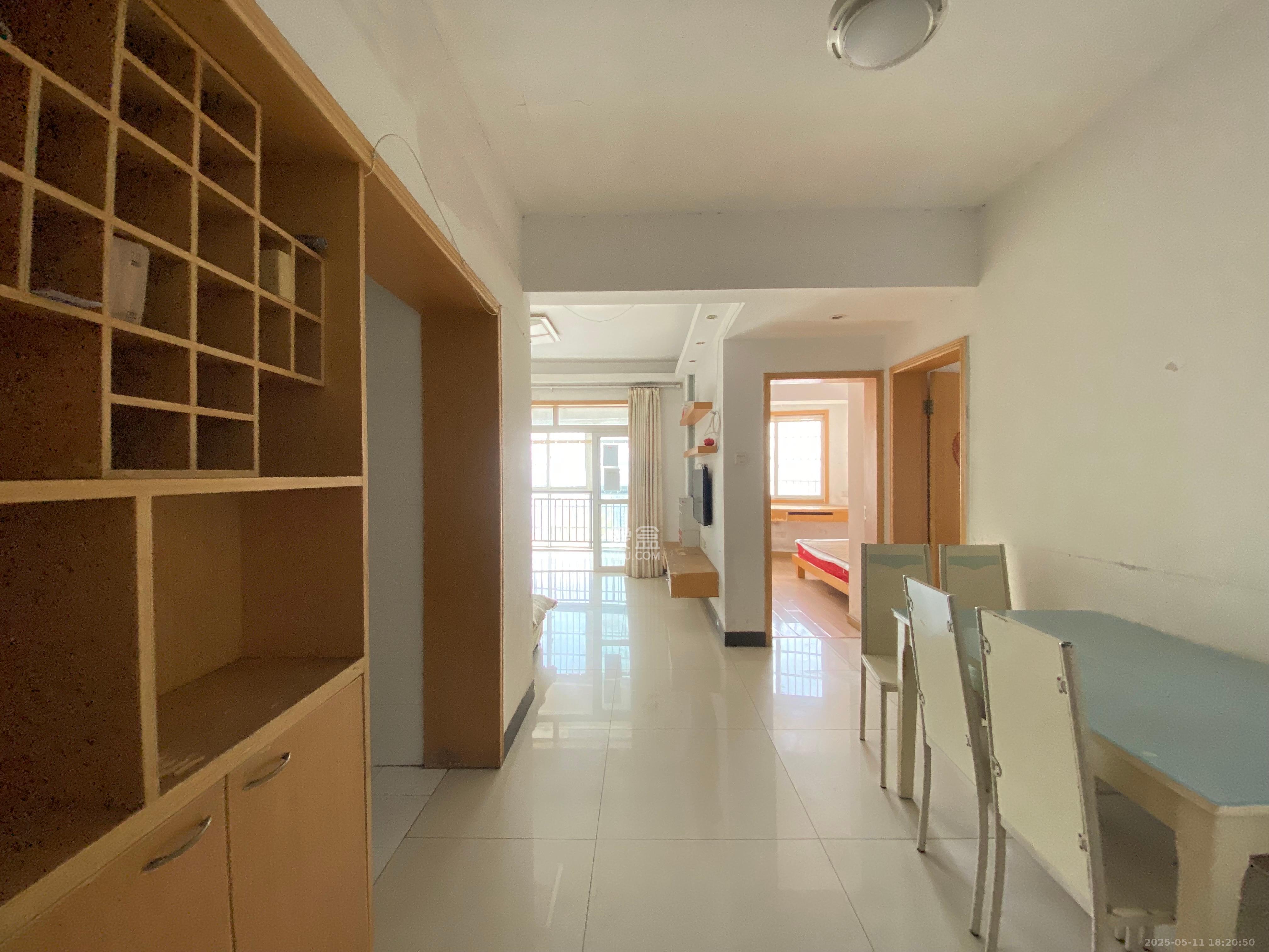 未来现代城 2室2厅1卫 1700.0元/月 未来现代城 2室2厅1卫 1700.0元/月室内图